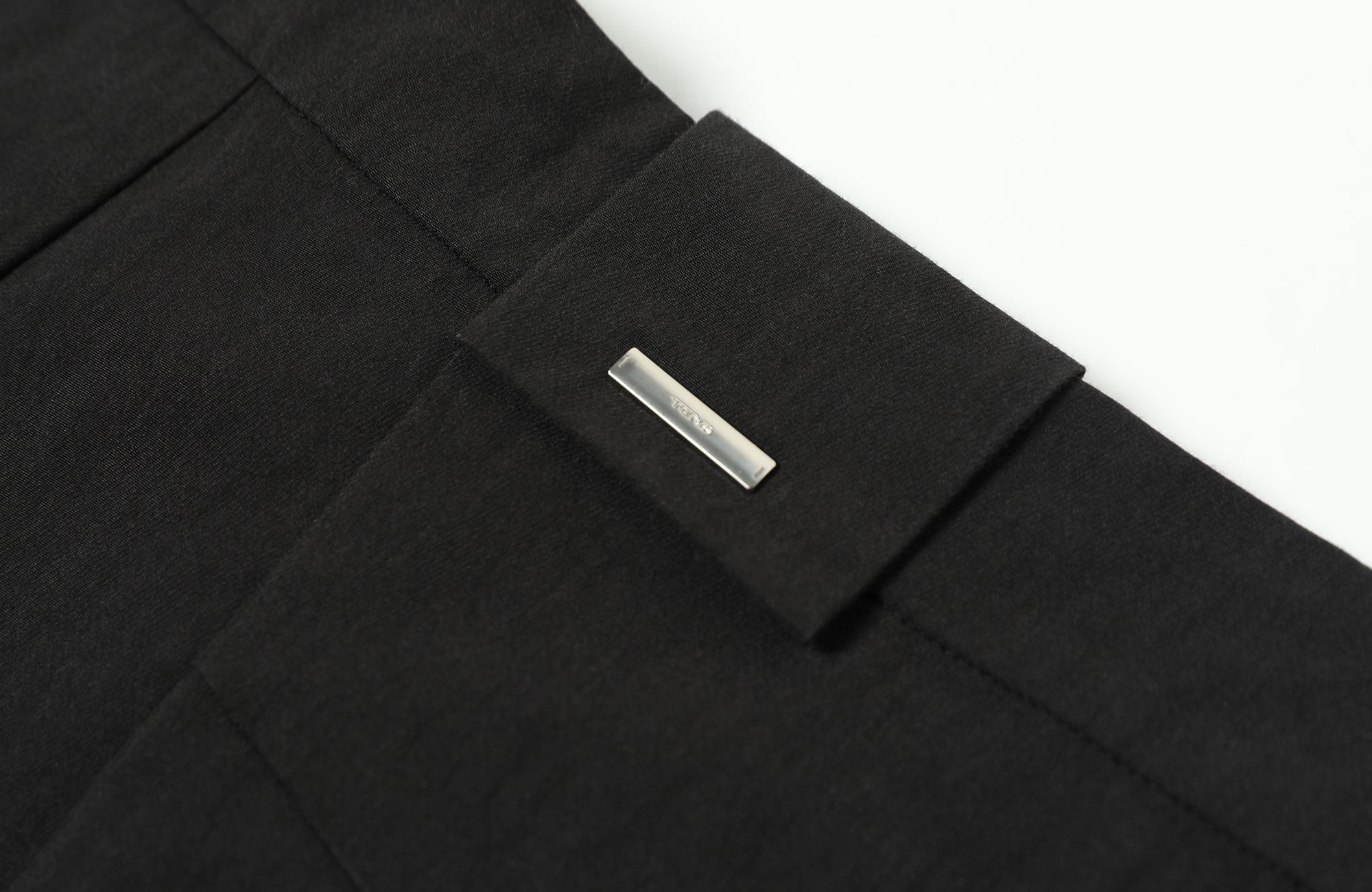 TGNS Retro Pleated Wide-Leg Trousers