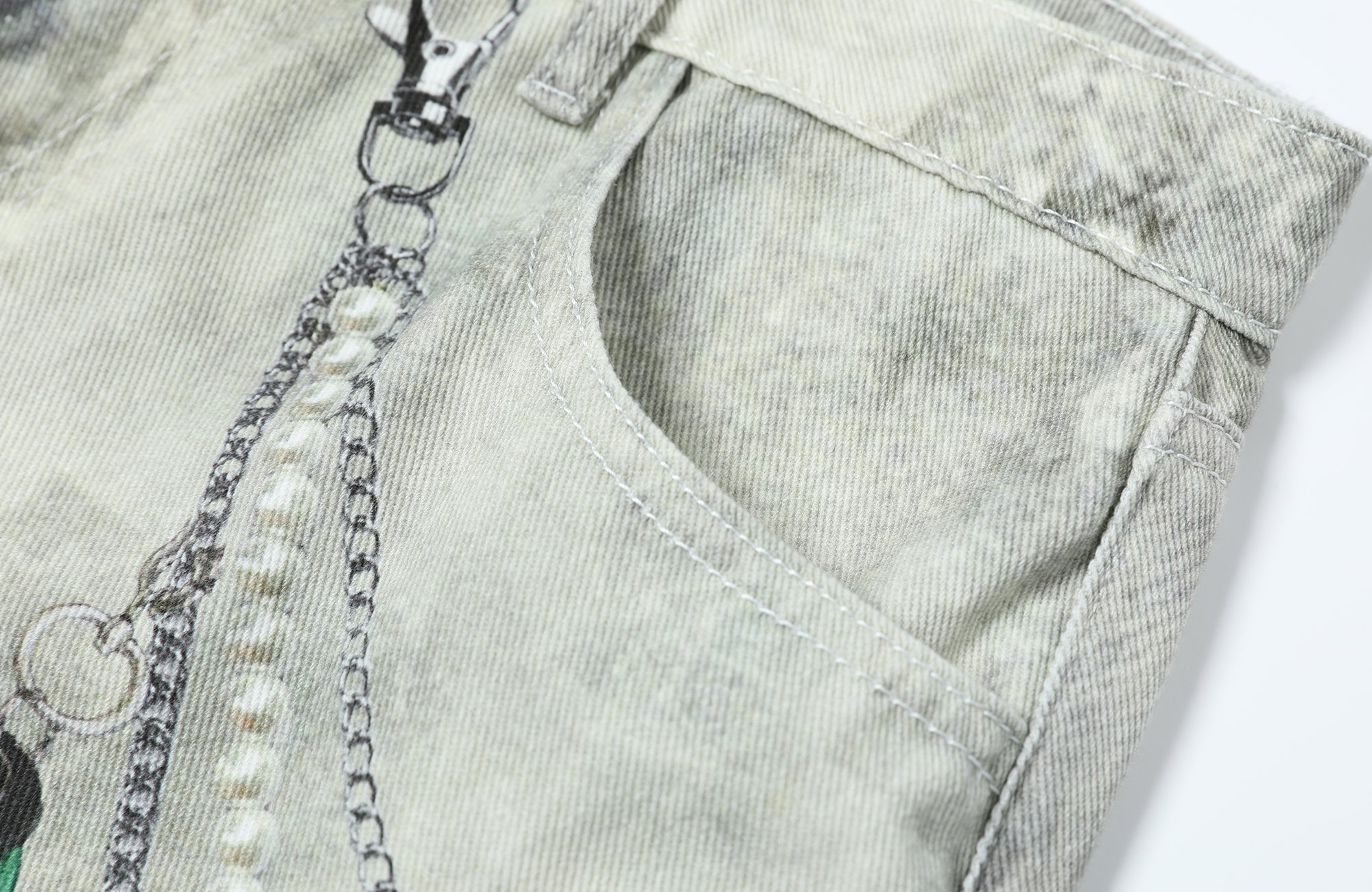 TGNS Distressed Chain Graphic Oversized Jorts