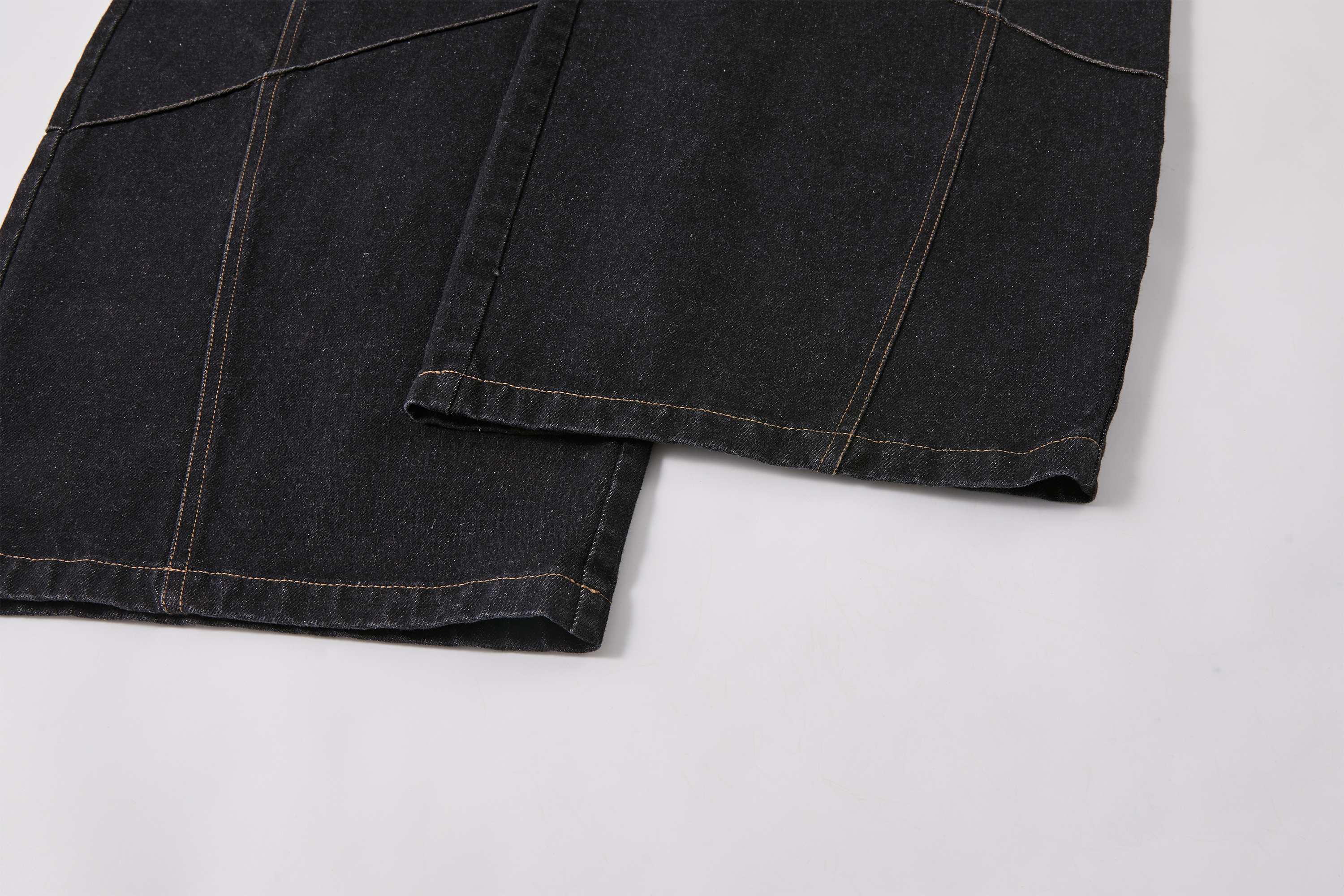 PASET Wide-Leg Raw Denim Curved  Jeans