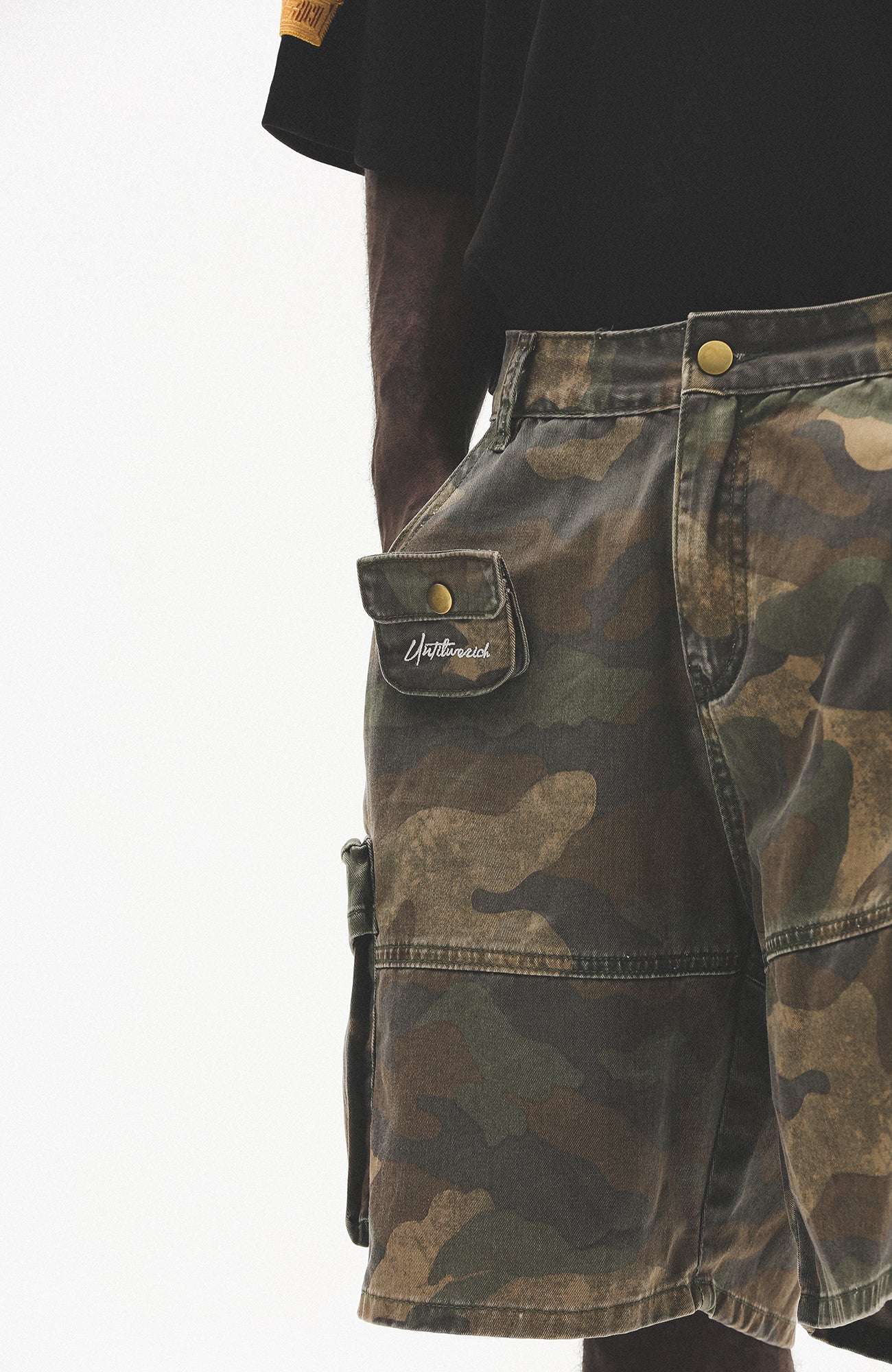 UNTILWERICH Washed Camo Cargo Shorts