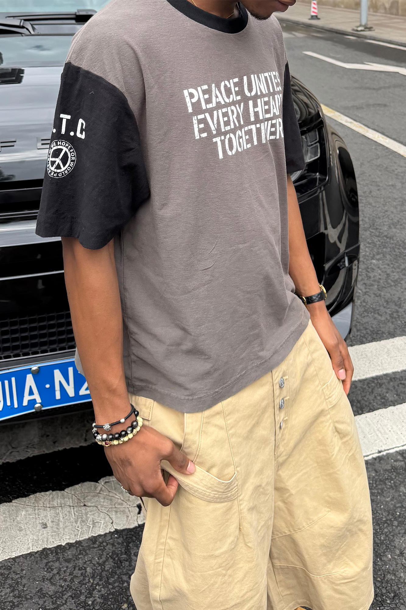 STEEPC Contrast Spliced Slogan T-Shirt