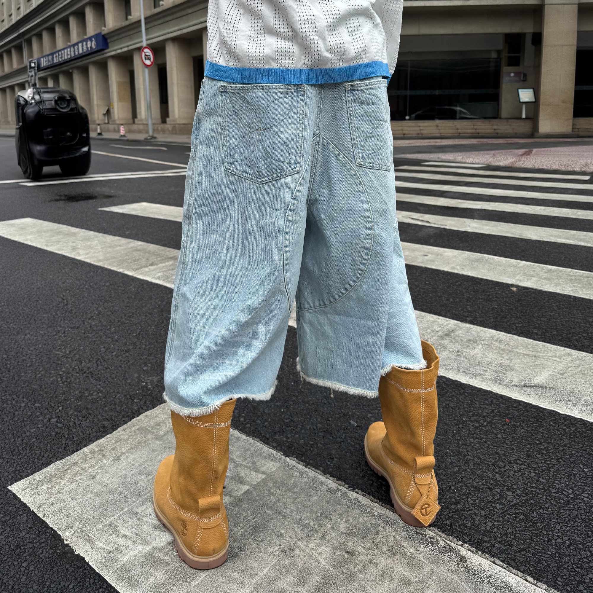 STEEPC Distressed Washed Raw-Edge Denim Shorts