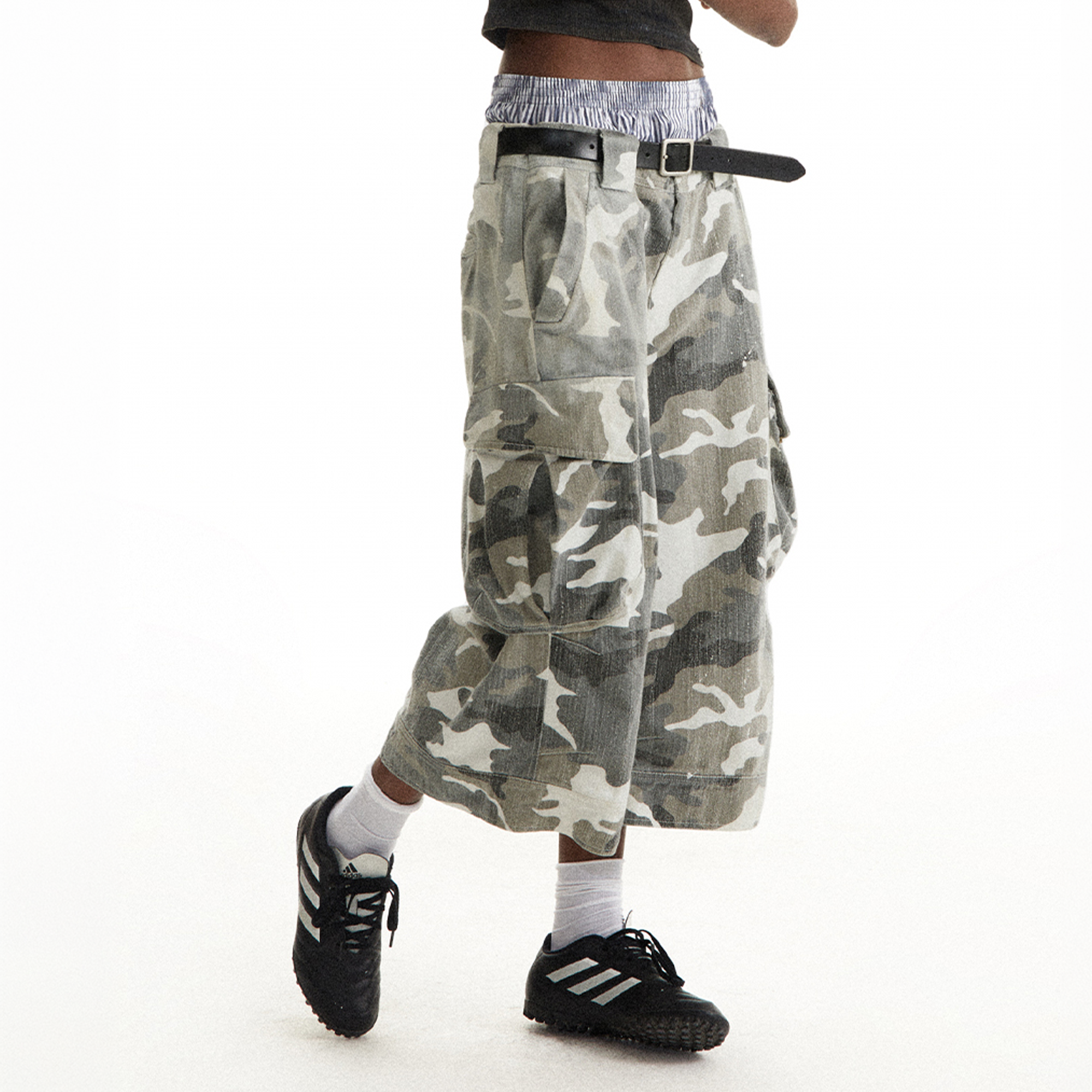 CONPCONP Distressed Spray-Dye Camo Shorts