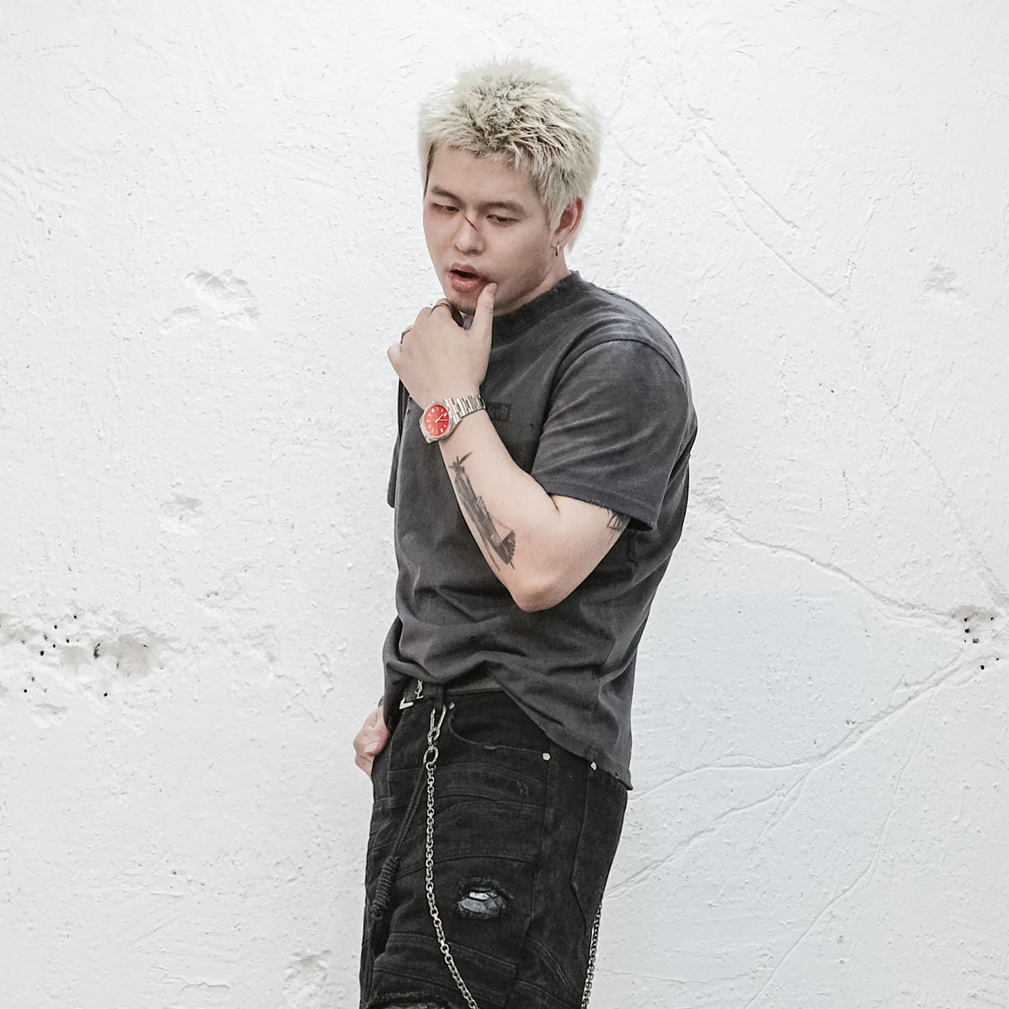 UNDERWATER Devil Distressed T-Shirt