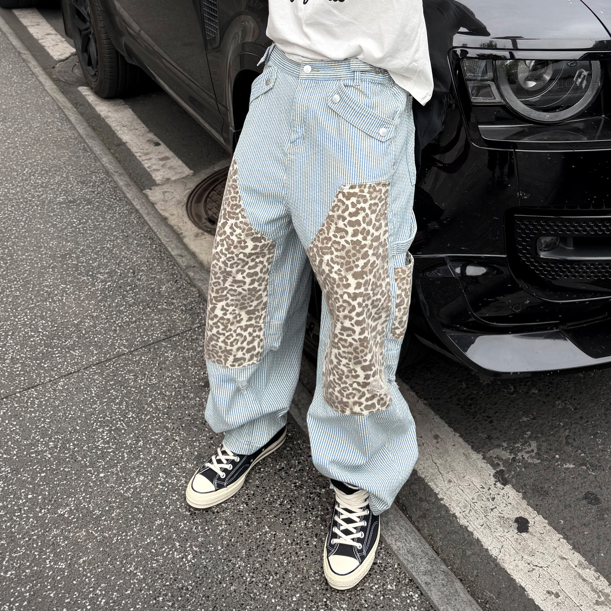 STEEPC Leopard Paneled Stripe Washed Jeans