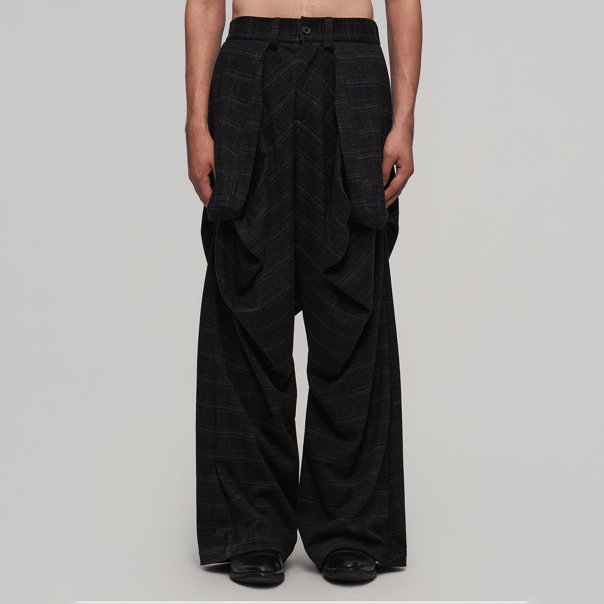 ILNya Nieternite Nifutur Deconstructed Plaid Drop-Crotch Pants
