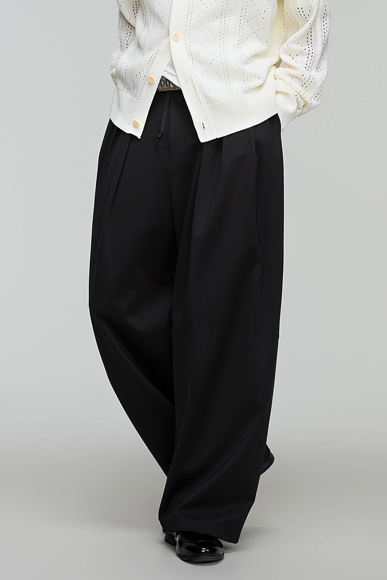 OPICLOTH Pleated Drawstring Oversized Pants