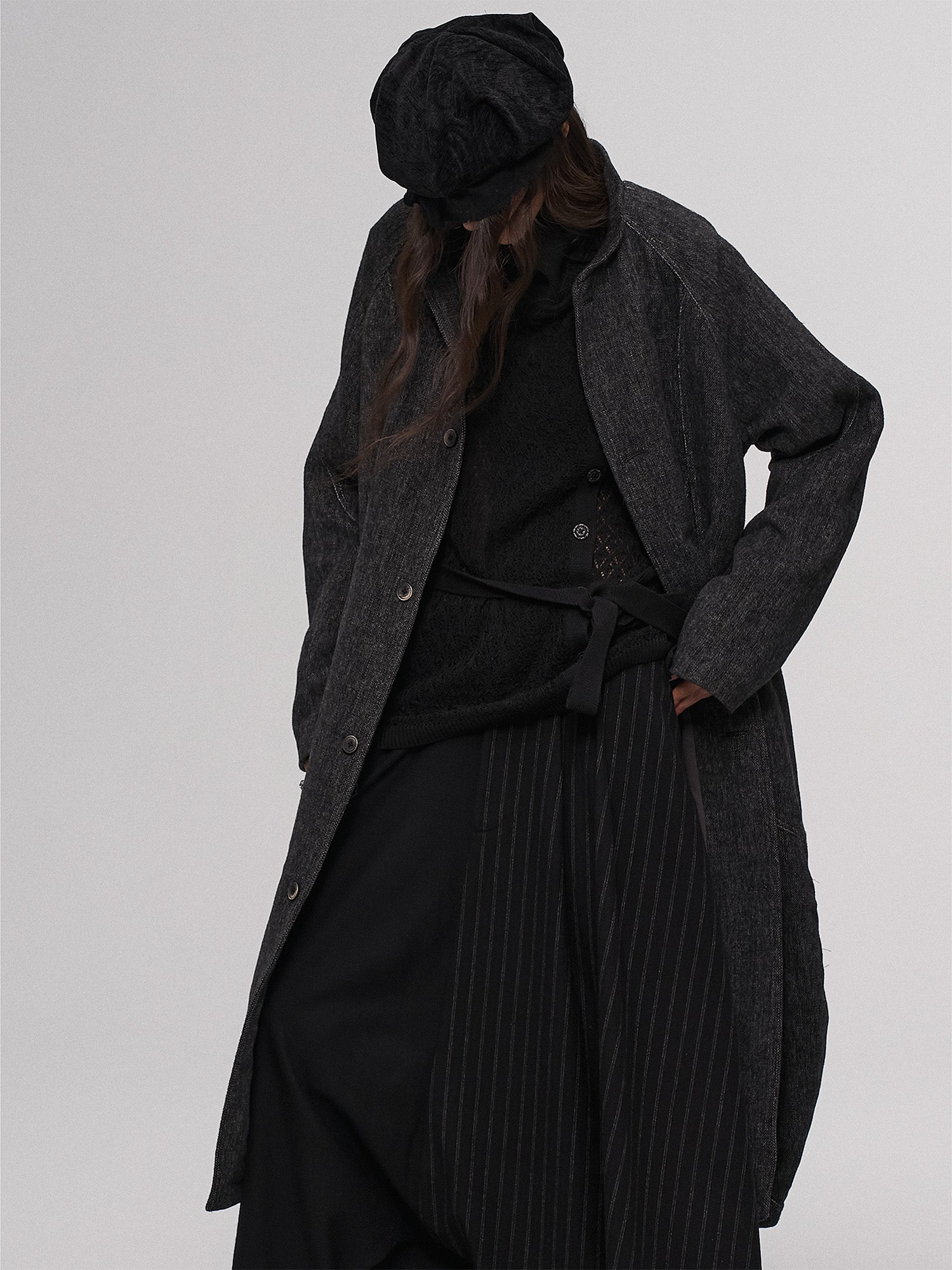 ILNya Nieternite Nifutur Minimal Wool-Blend Seam-Panel Long Coat