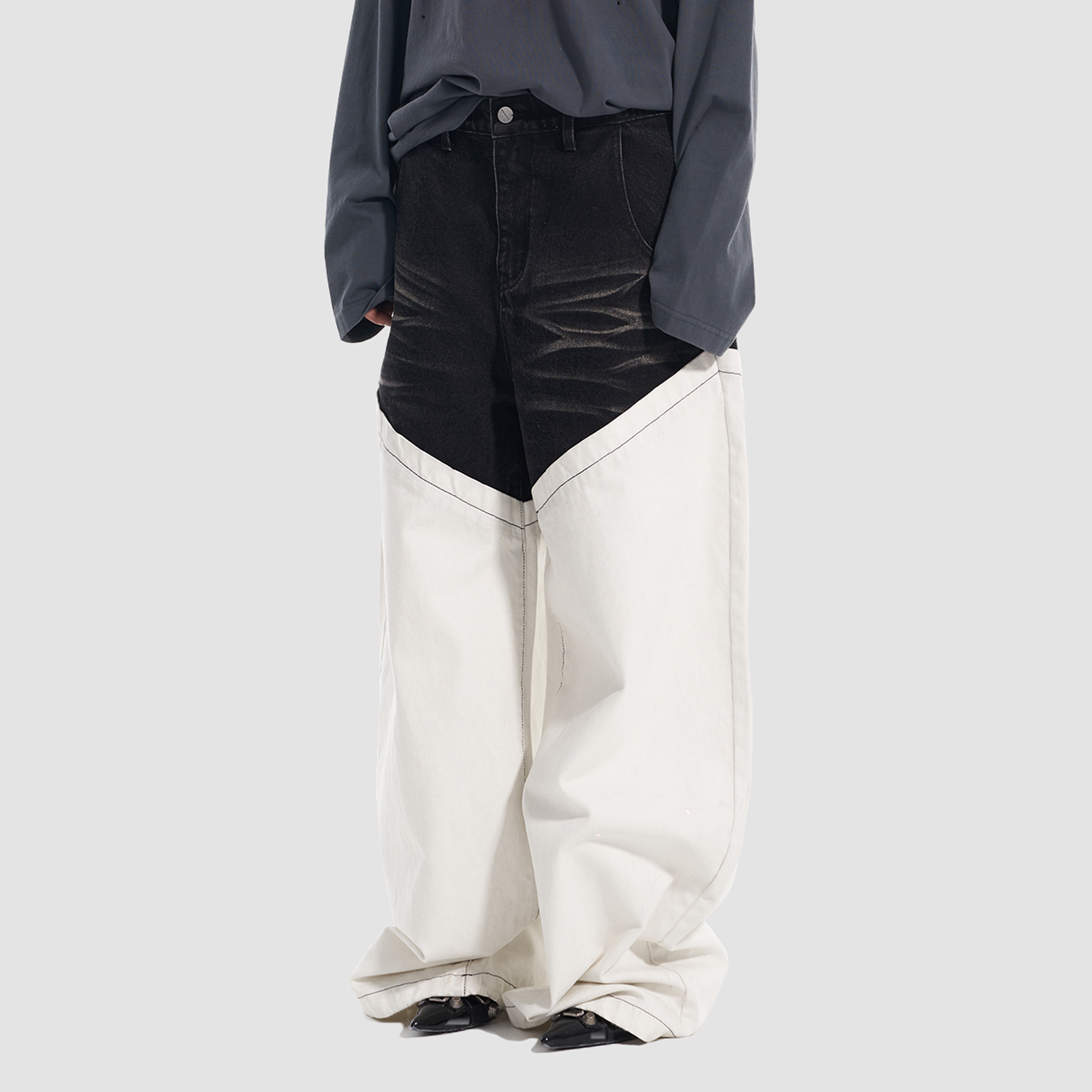 VANN VALRENCE Washed Contrast Panel Oversized Jeans