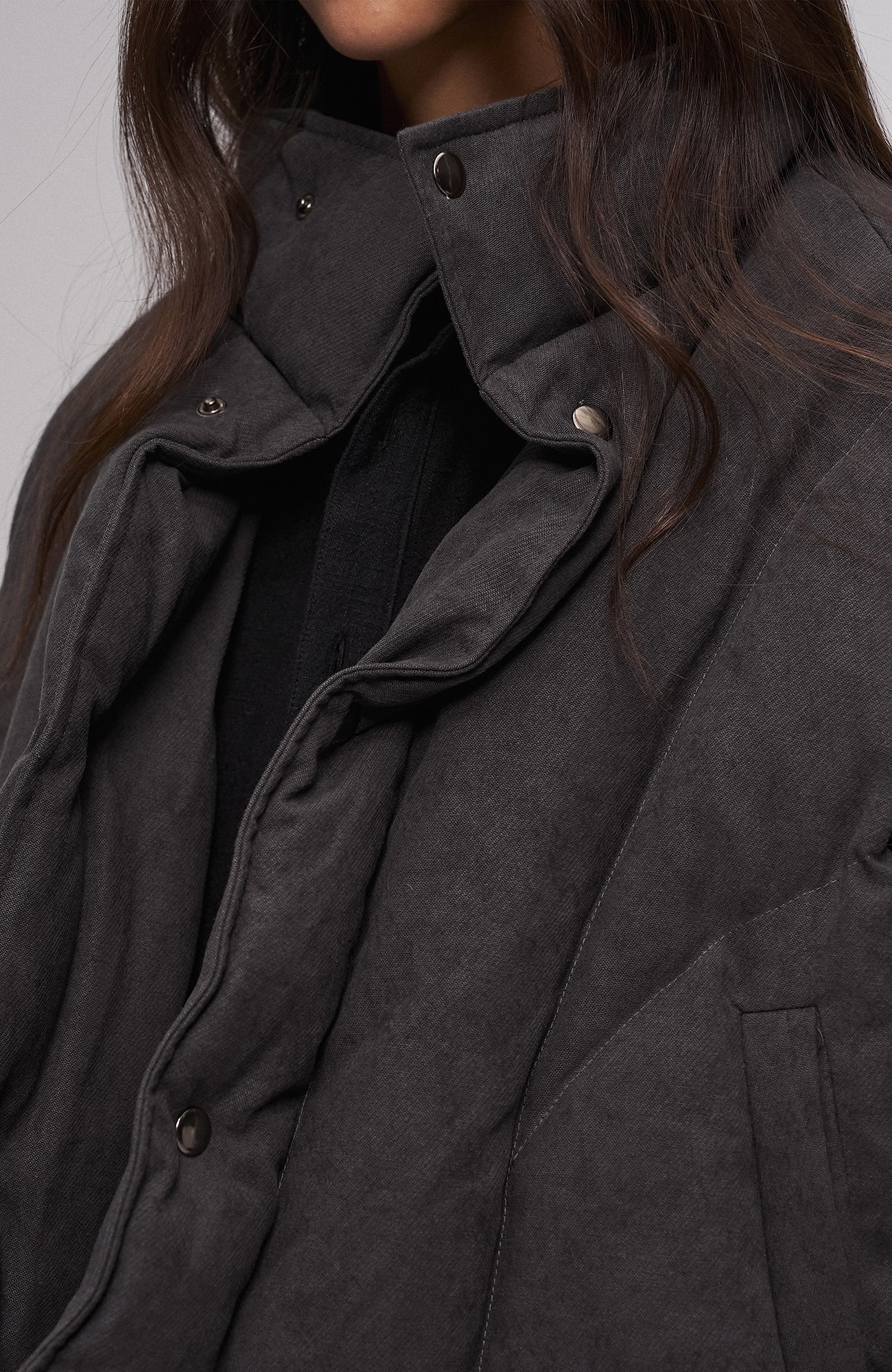 ILNya Nieternite Nifutur Asymmetrical Collar Cocoon Cropped Down Jacket