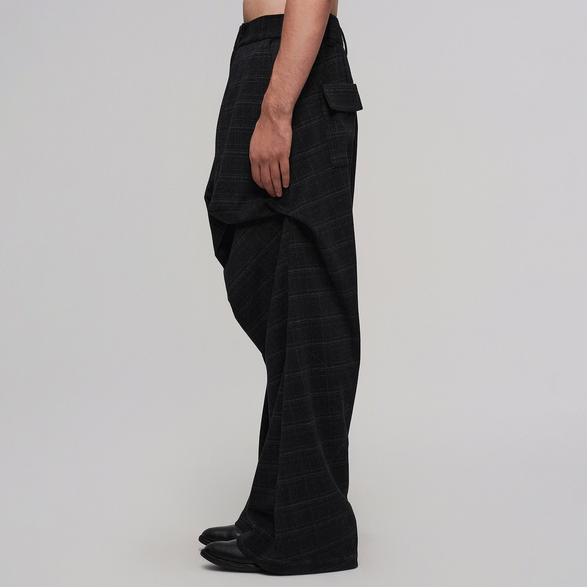 ILNya Nieternite Nifutur Deconstructed Plaid Drop-Crotch Pants