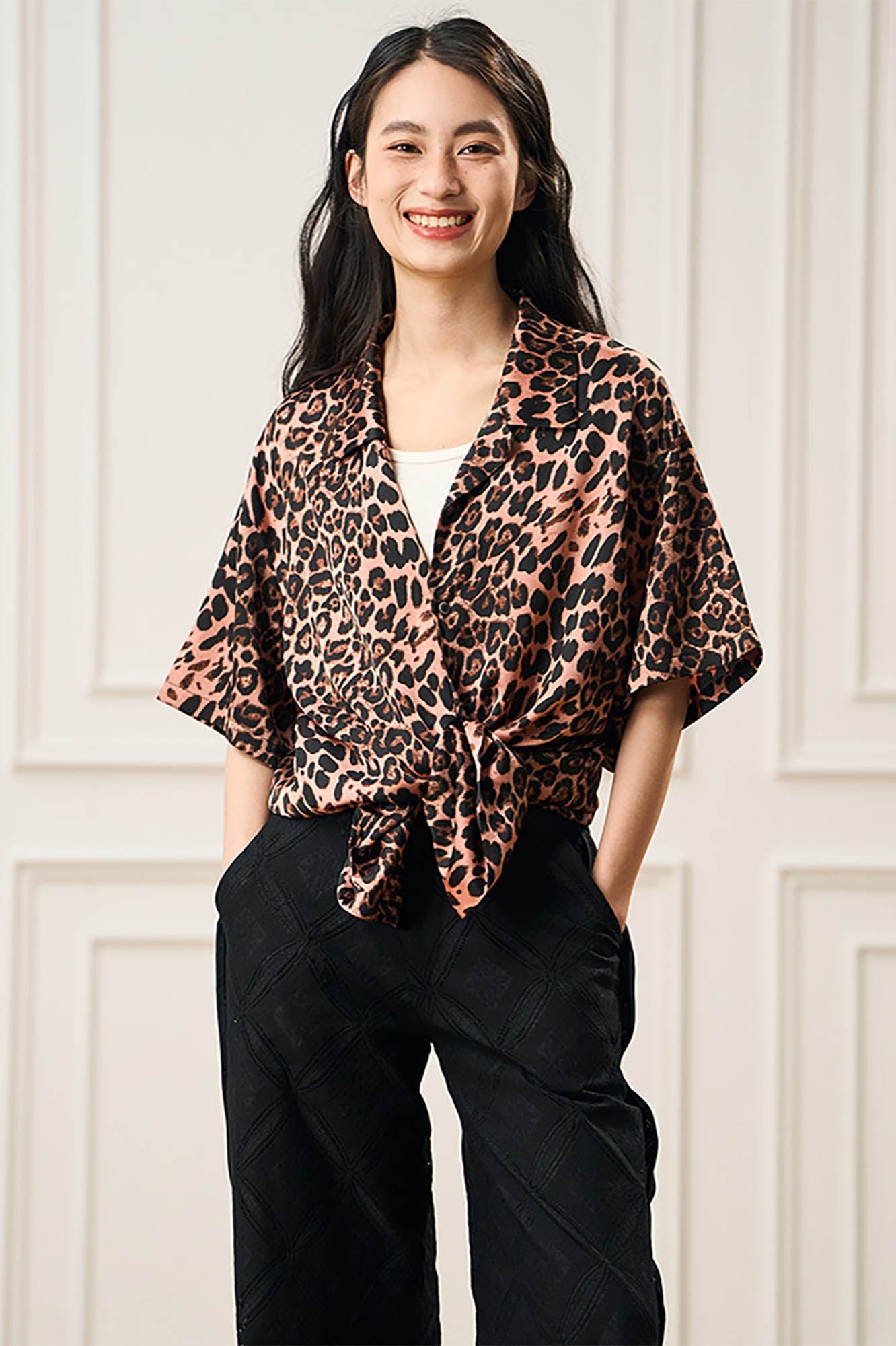 EPIC POETRY Leopard Cuban Half Shirt Pink