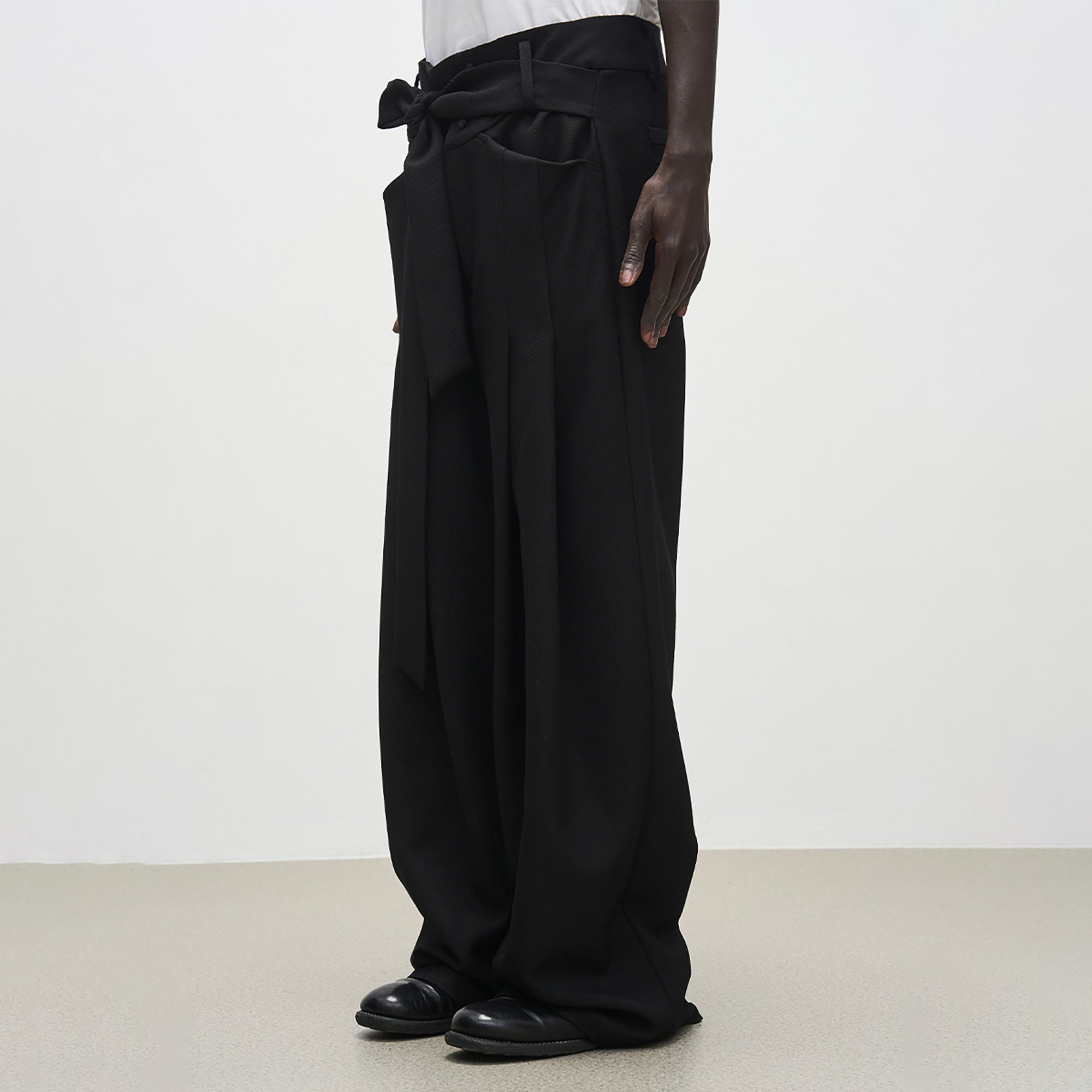 7440 37 1 High-Rise Sash Wide-Leg Pleated Trousers