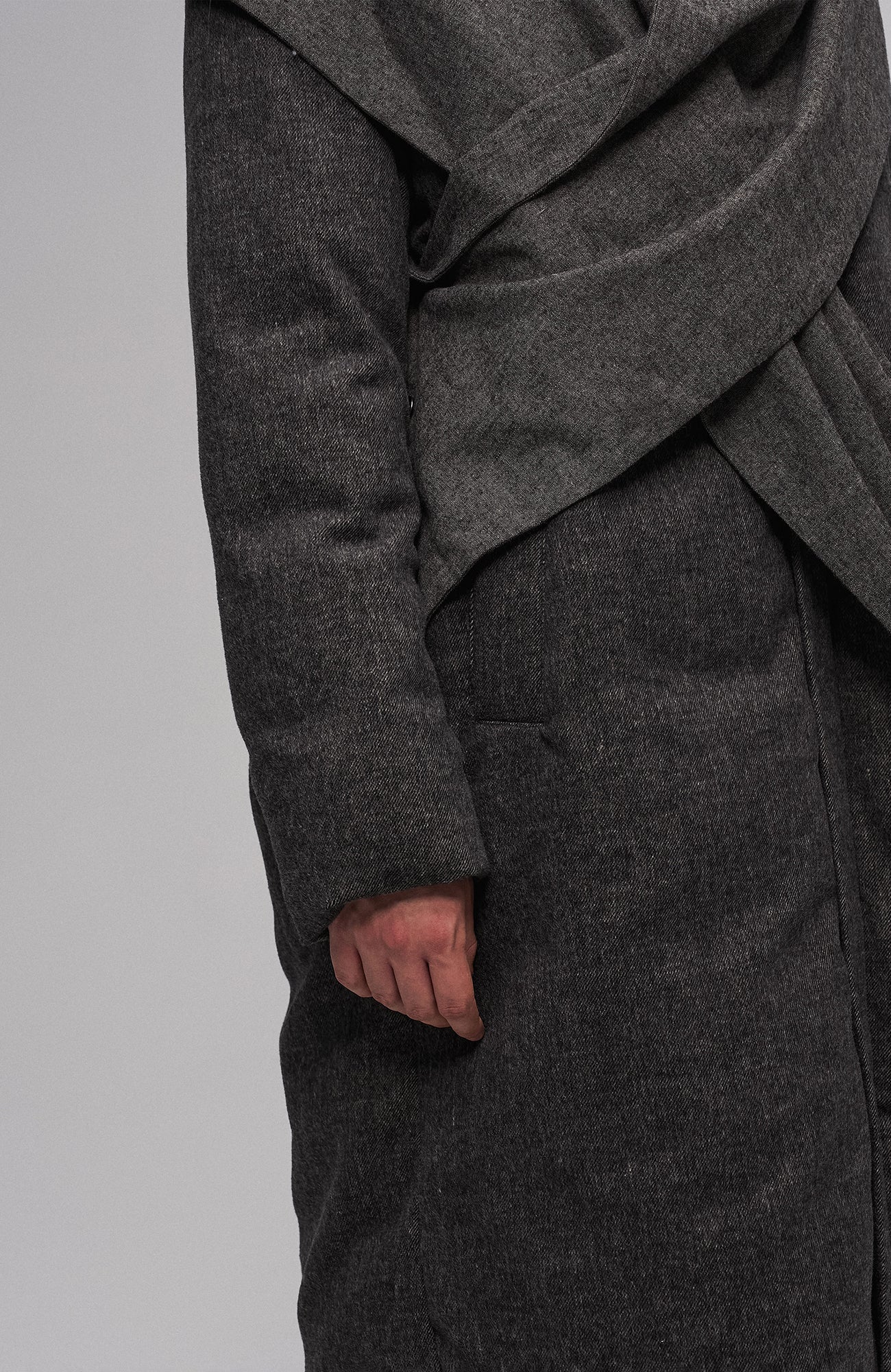 ILNya Nieternite Nifutur Wrapped Scarf 3M Overcoat