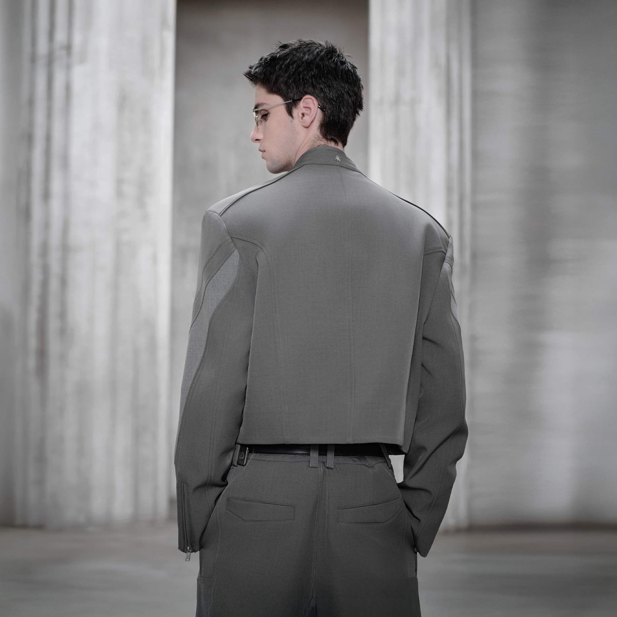 FACEONLAB Short Suit Jacket グレー FACEONLAB Paneled Armor Padding Biker Jacket
