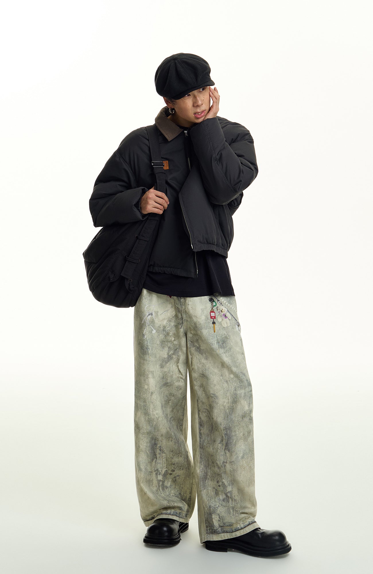 TGNS Distressed Chain Graphic Oversized Jeans