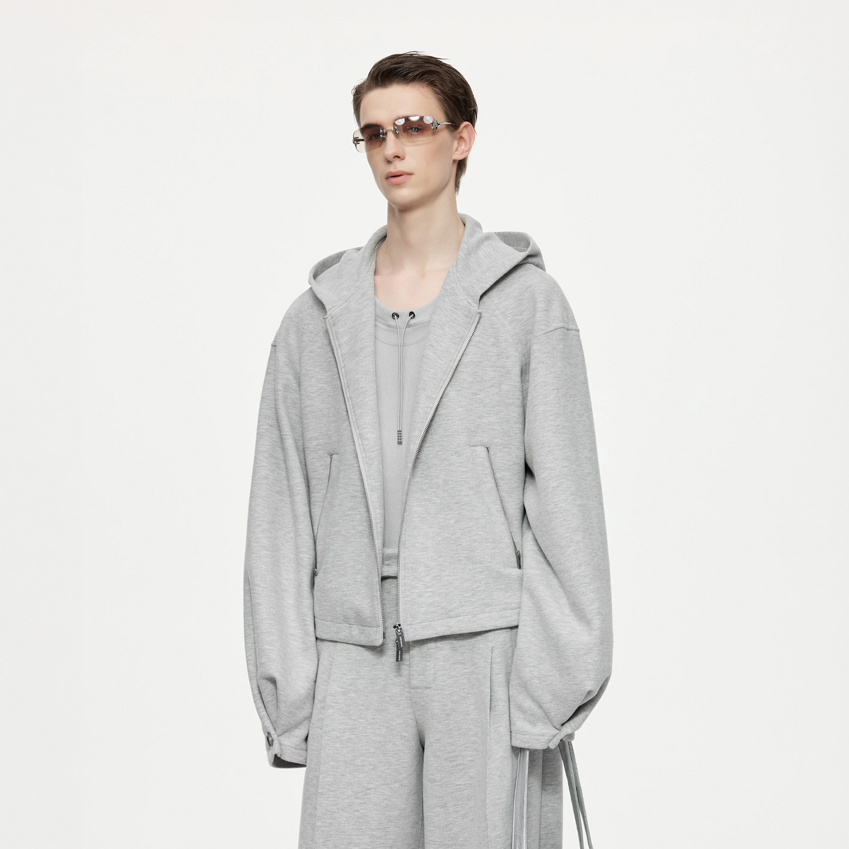 TIWILLTANG Structured Hooded Cropped Sweatshirt
