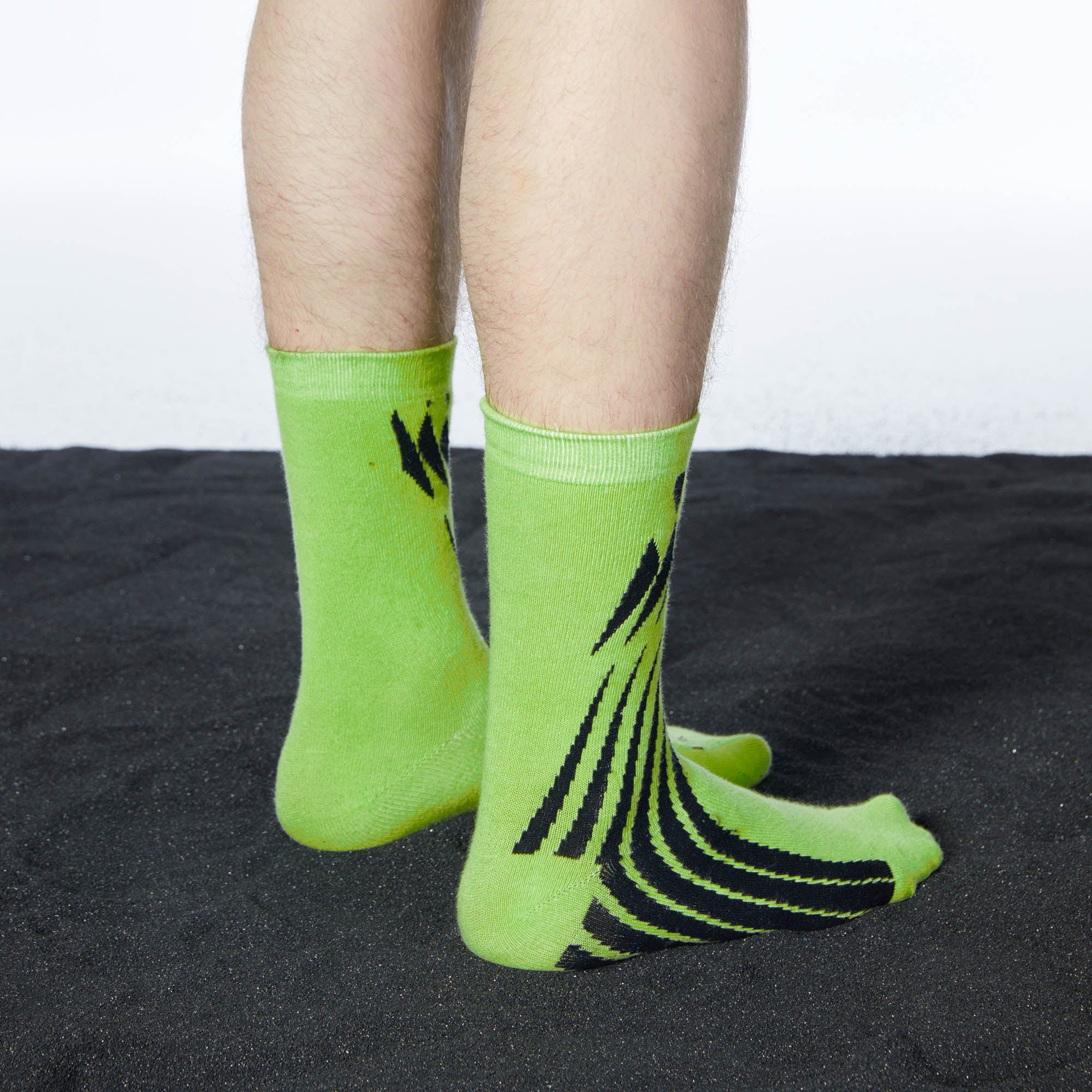 LOSTNFOUND Geometric Crew Socks Green