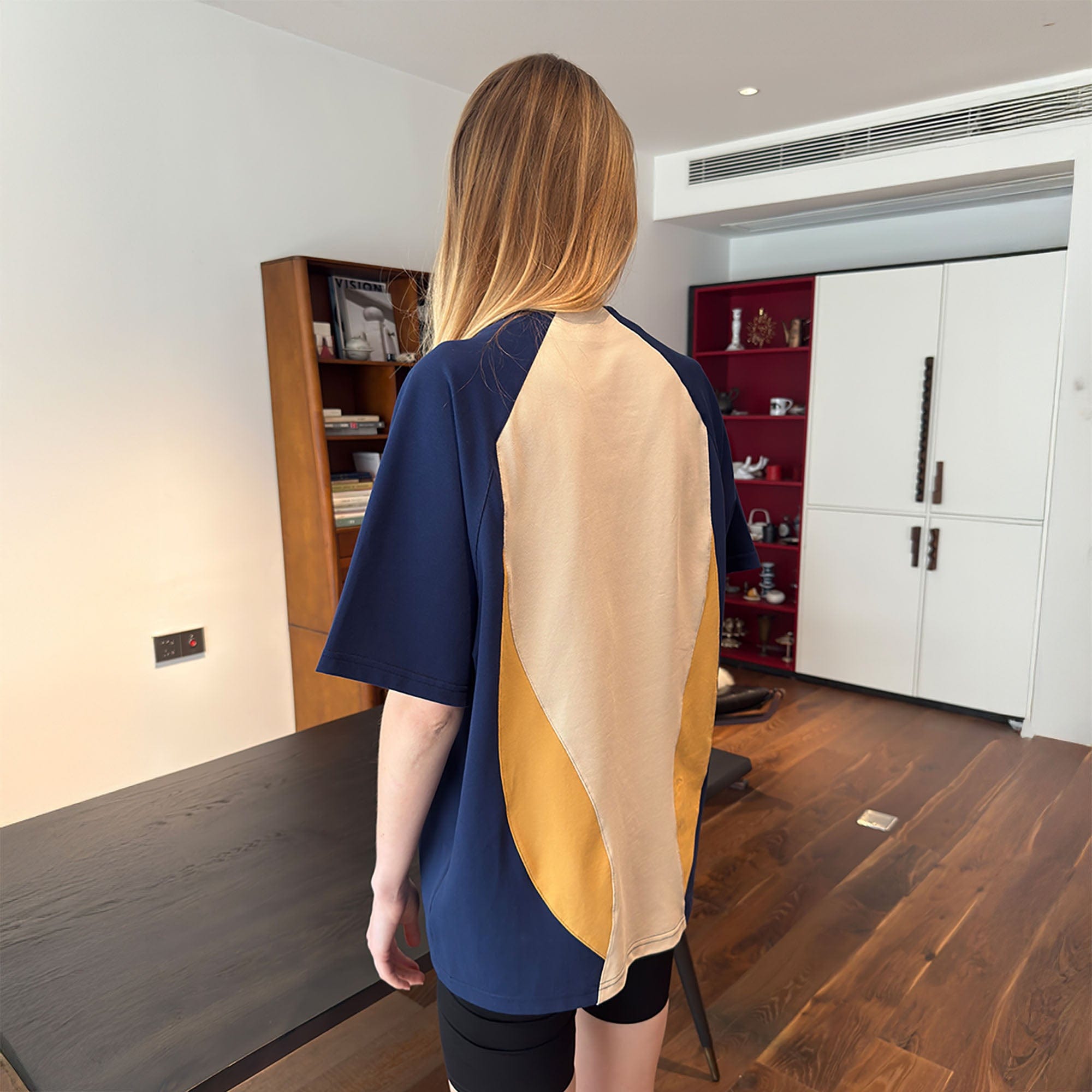 MIICHOUS Curve Spliced Button-Neck Raglan T-Shirt