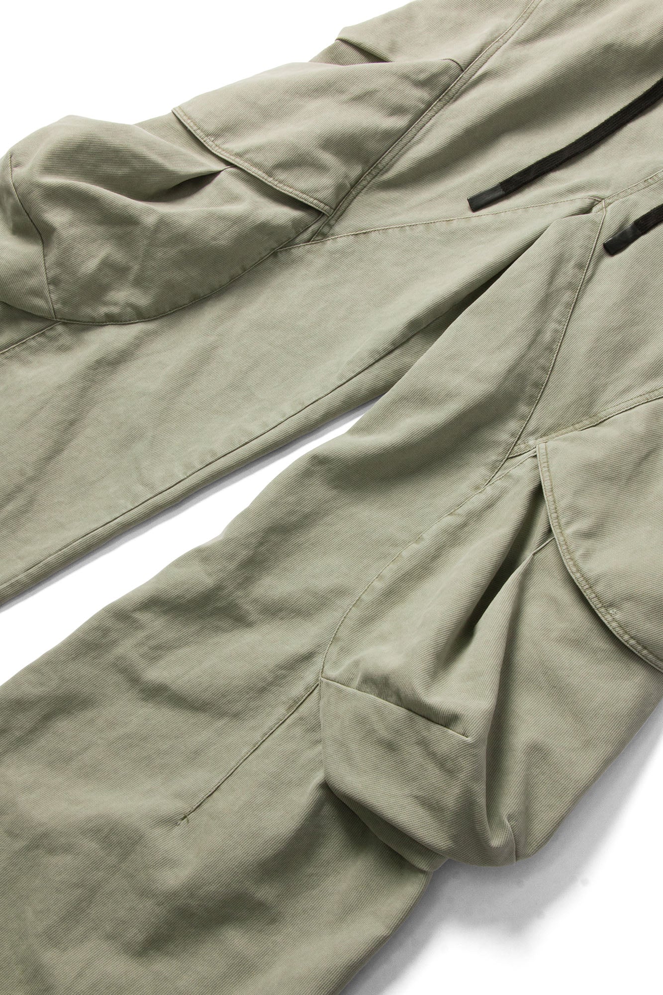 RELABEL Multi-Pocket Panel Drawstring Pants