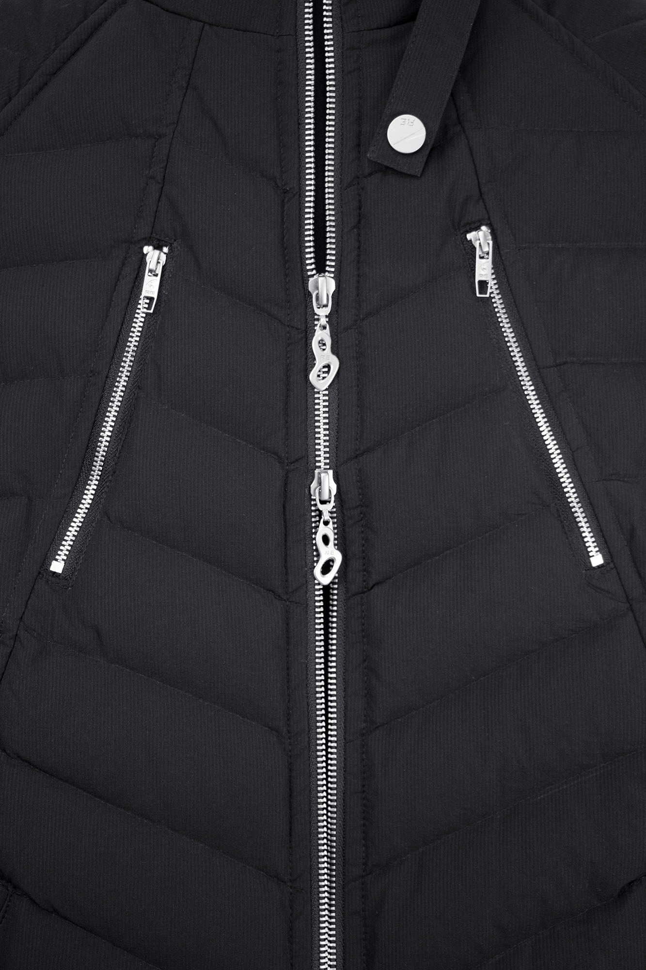 RELABEL V-Segment Ribcage Puffer Jacket Black