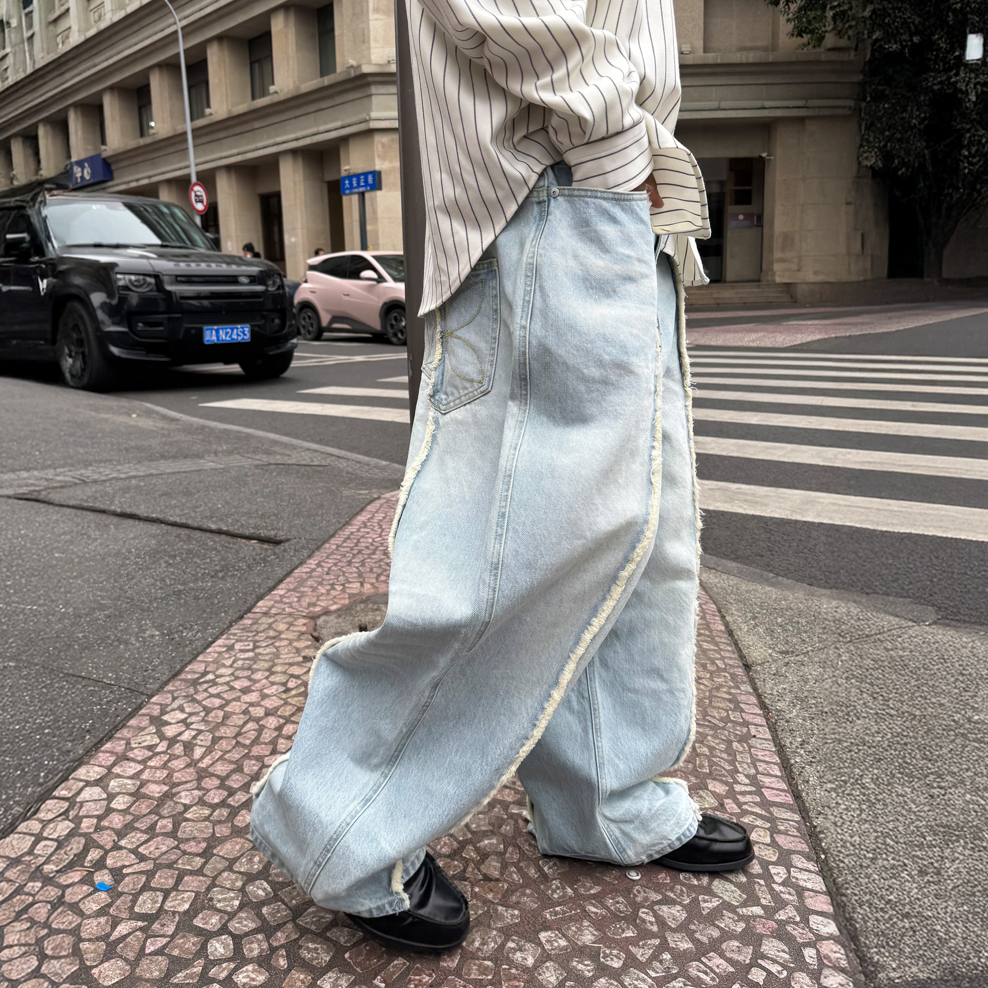 STEEPC Washed Frayed Seam Baggy Jeans