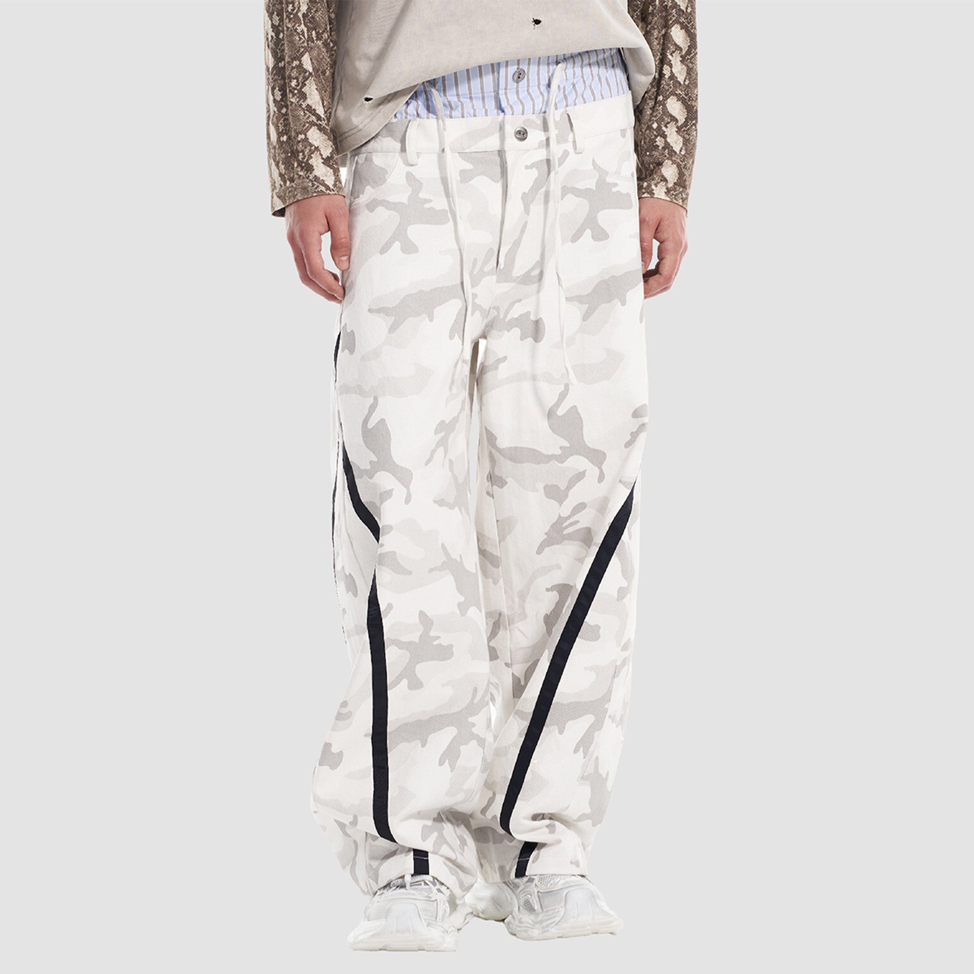 VANN VALRENCE Camo Double-Waist Wide-Leg Pants
