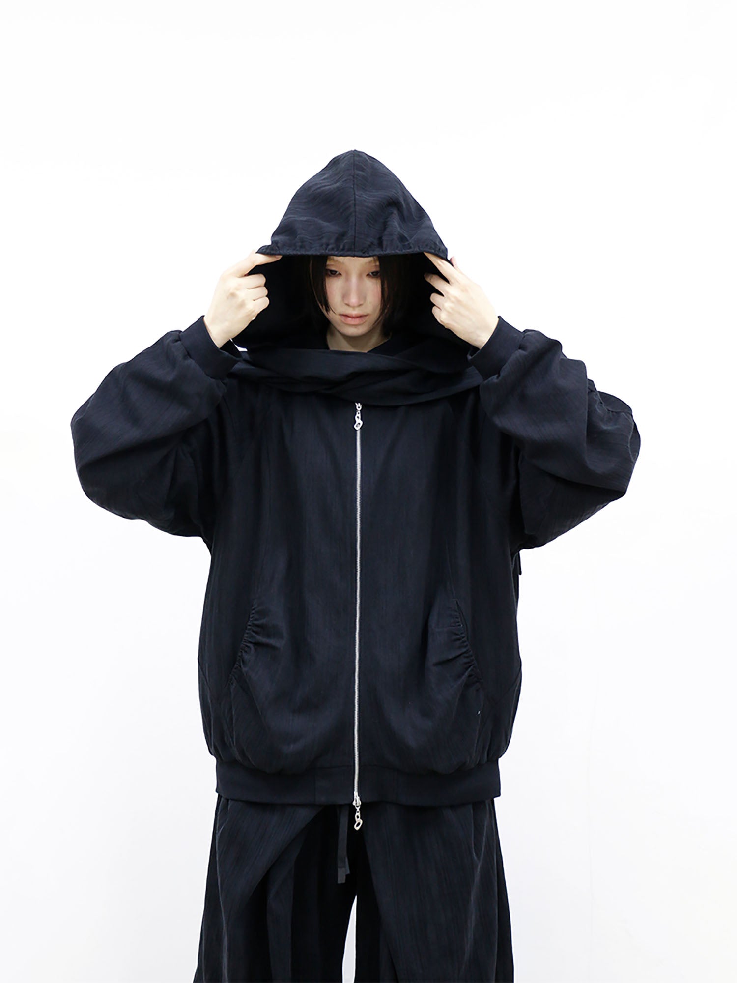 RELABEL Detachable Hood Crinkled Oversized Jacket Black