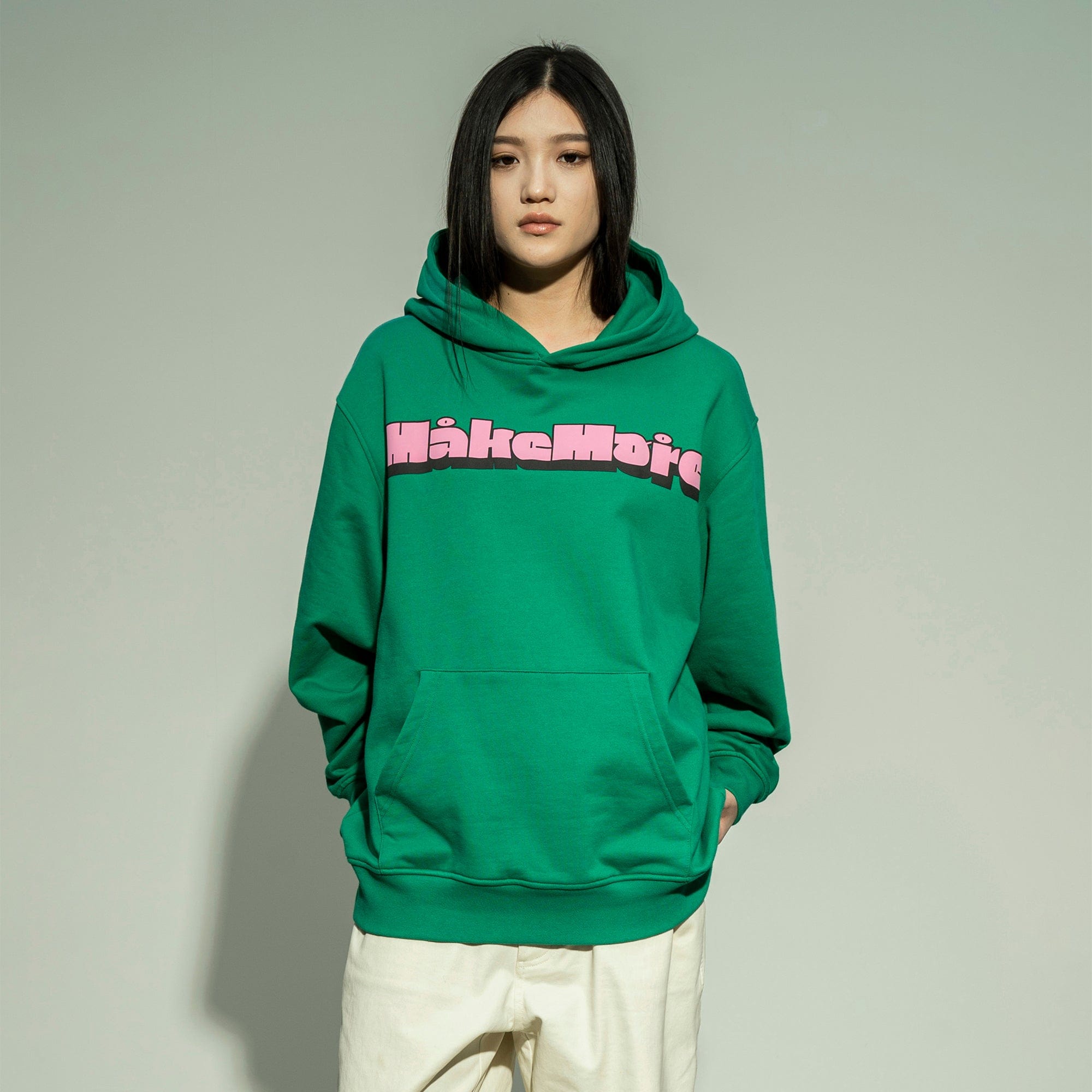 MAKEMORE Comic LOGO Hoodie