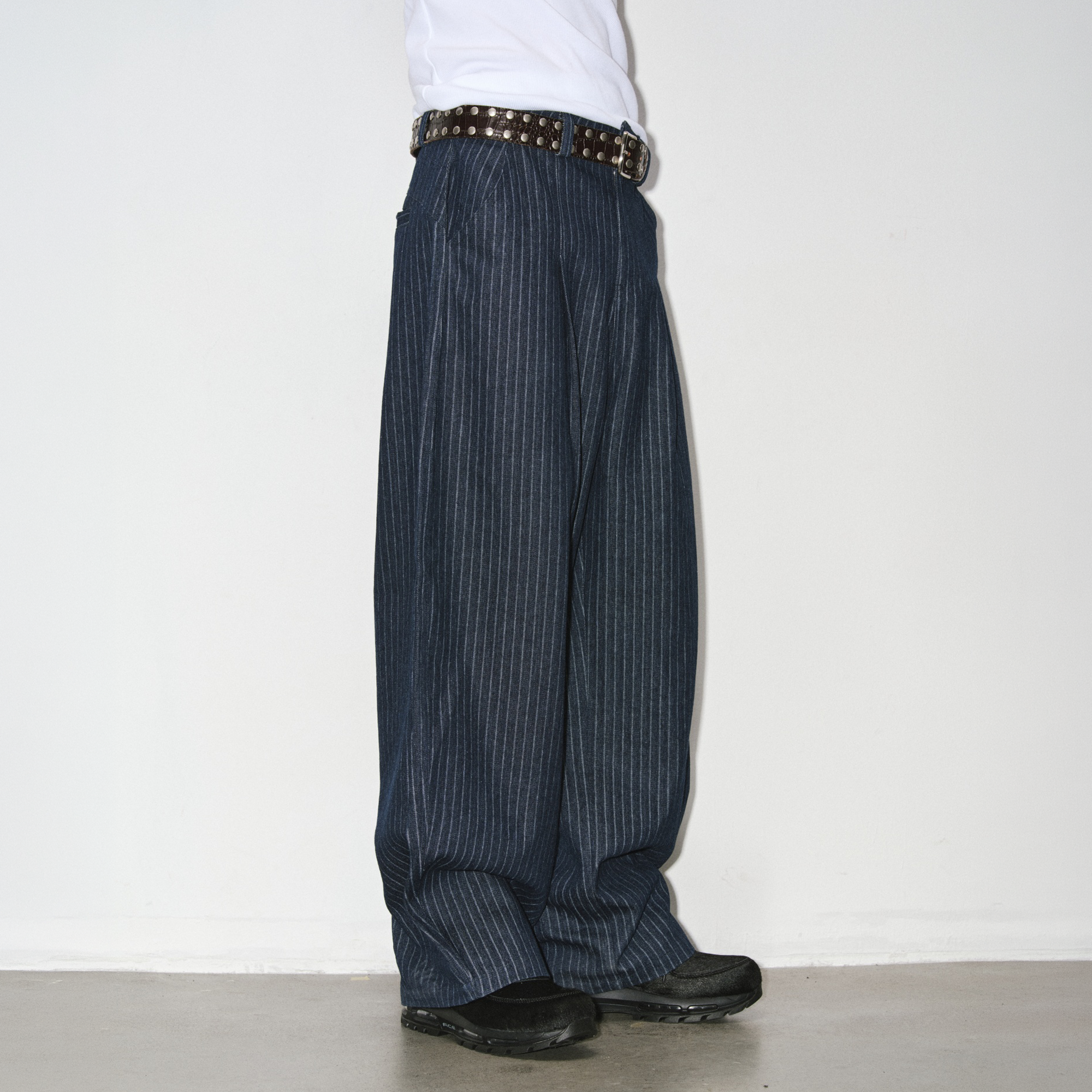 NOVACAM Retro Pinstripe Curved Denim Trousers