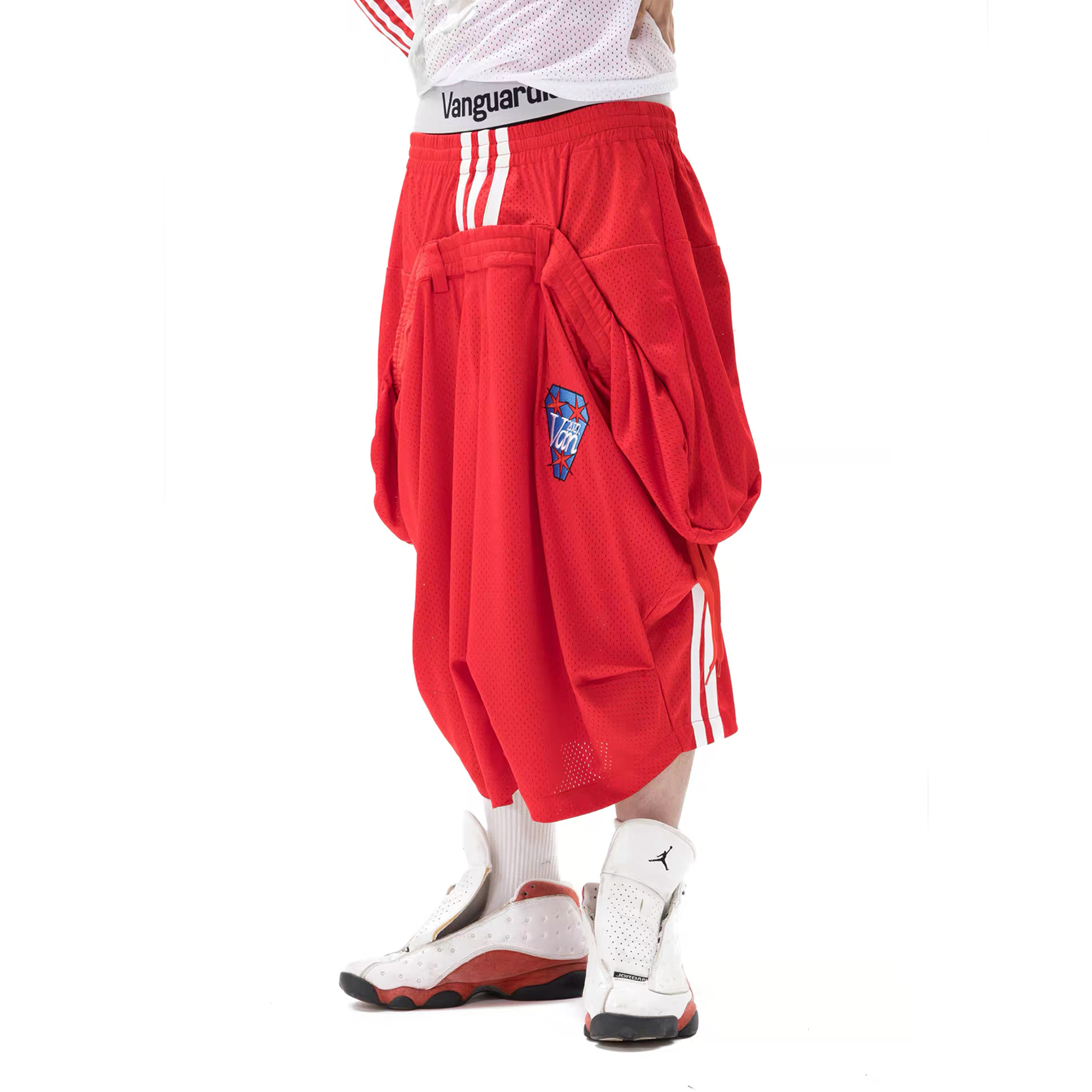 VANGUARDIA Sagging Mesh Layered Sport Shorts