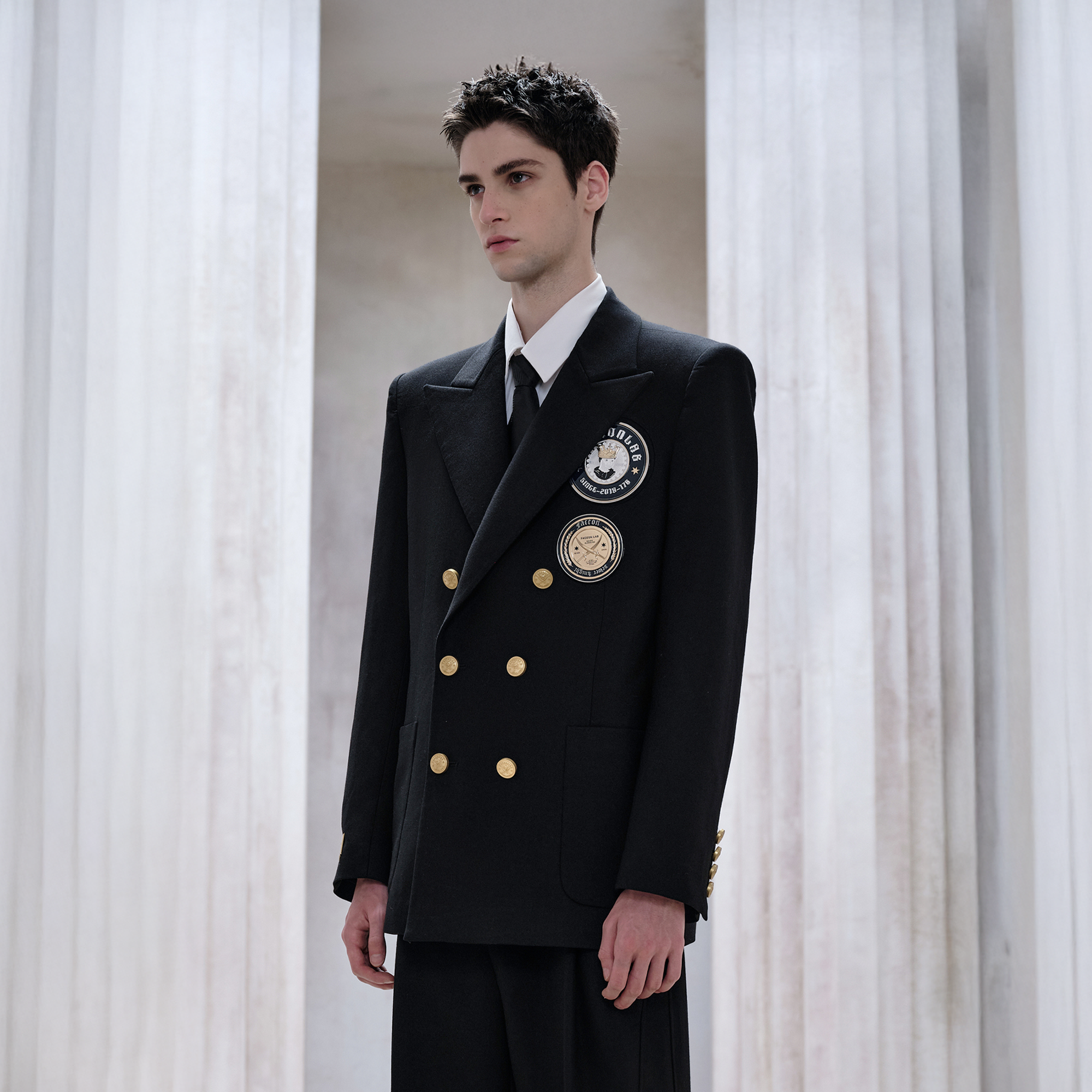 FACEONLAB Badge-Patch Double-Breasted Blazer