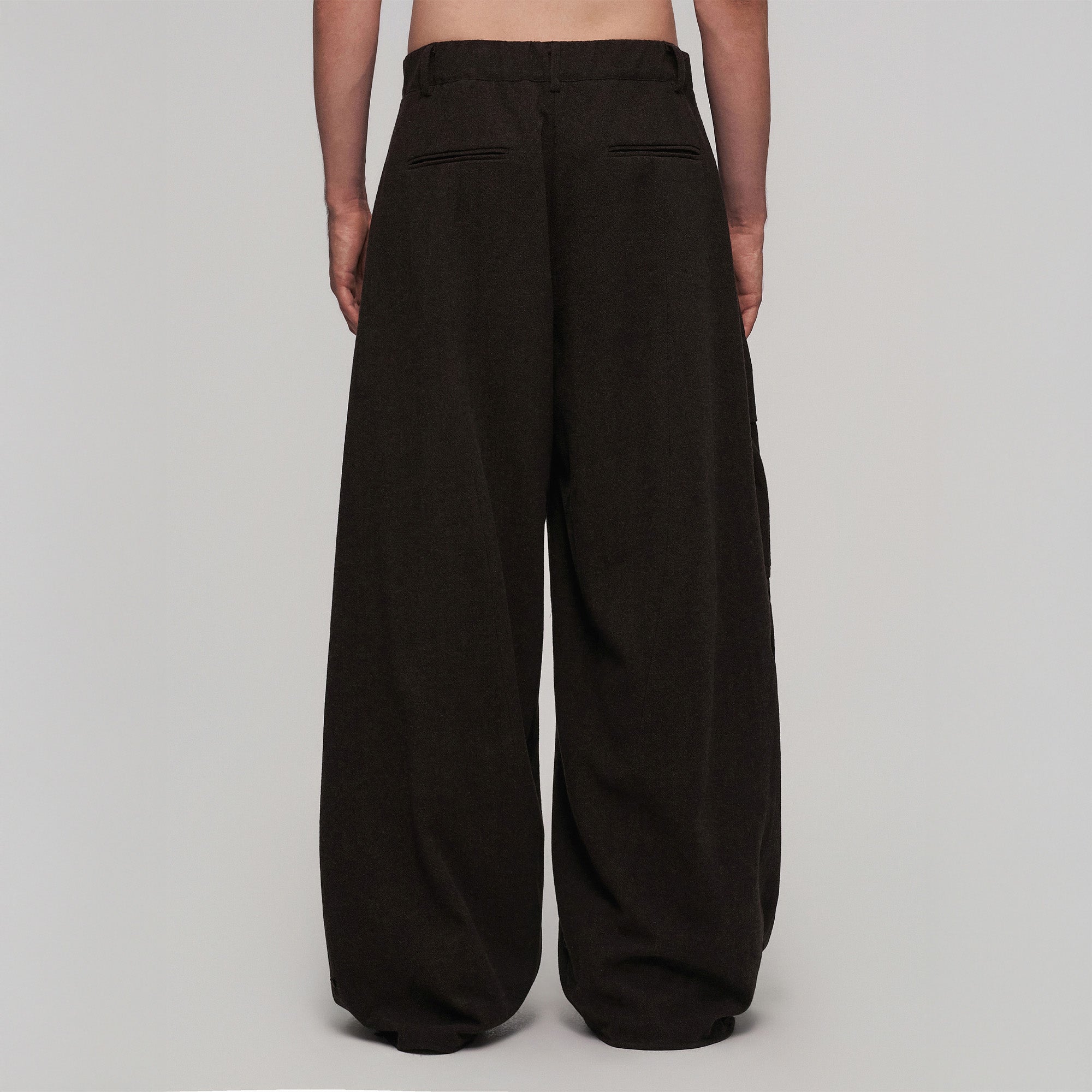 ILNya Nieternite Nifutur Minimal Wool-Blend Big-Pocket Wide-Leg Pants