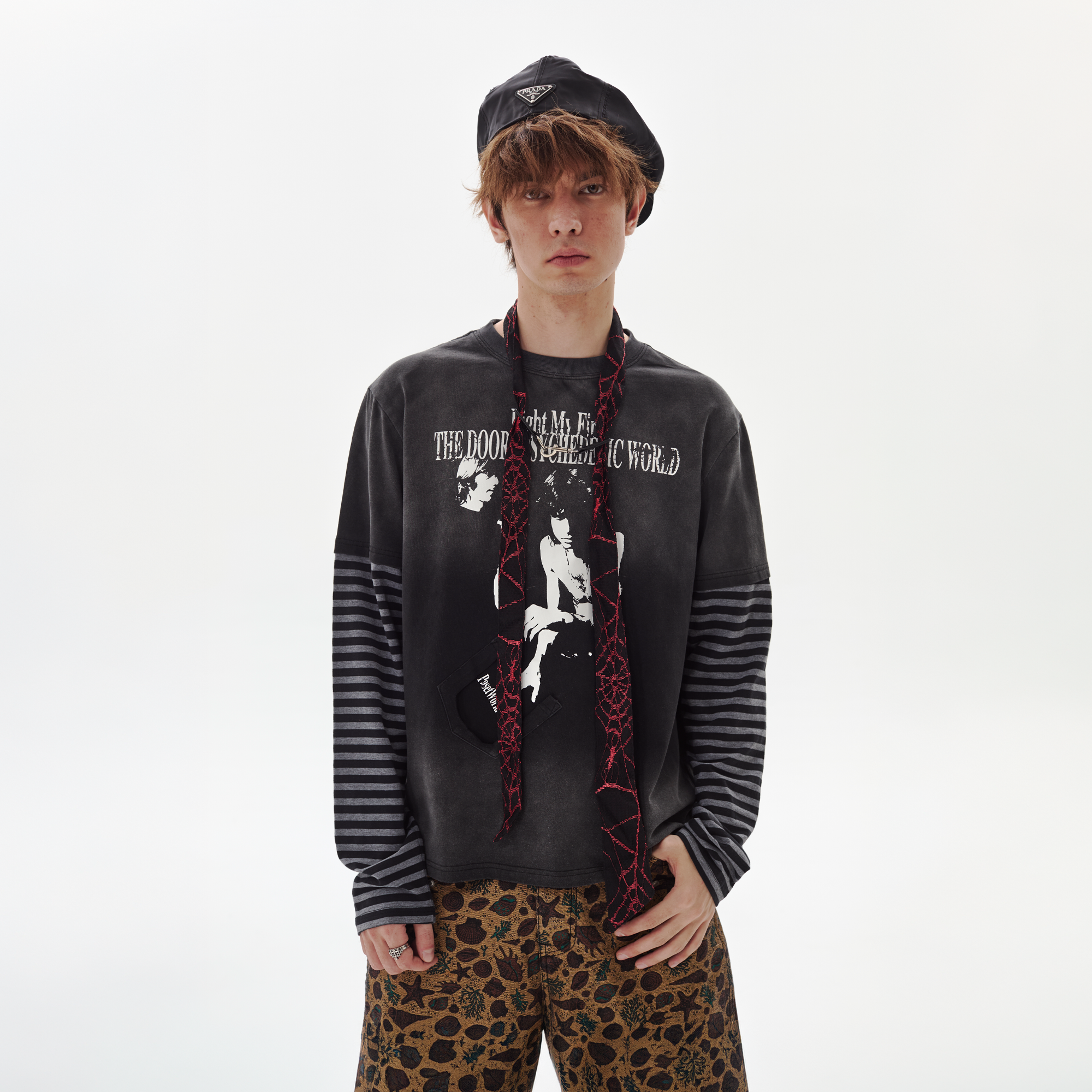 PASET Retro Portrait Graphic Layered Long-Sleeve Tee
