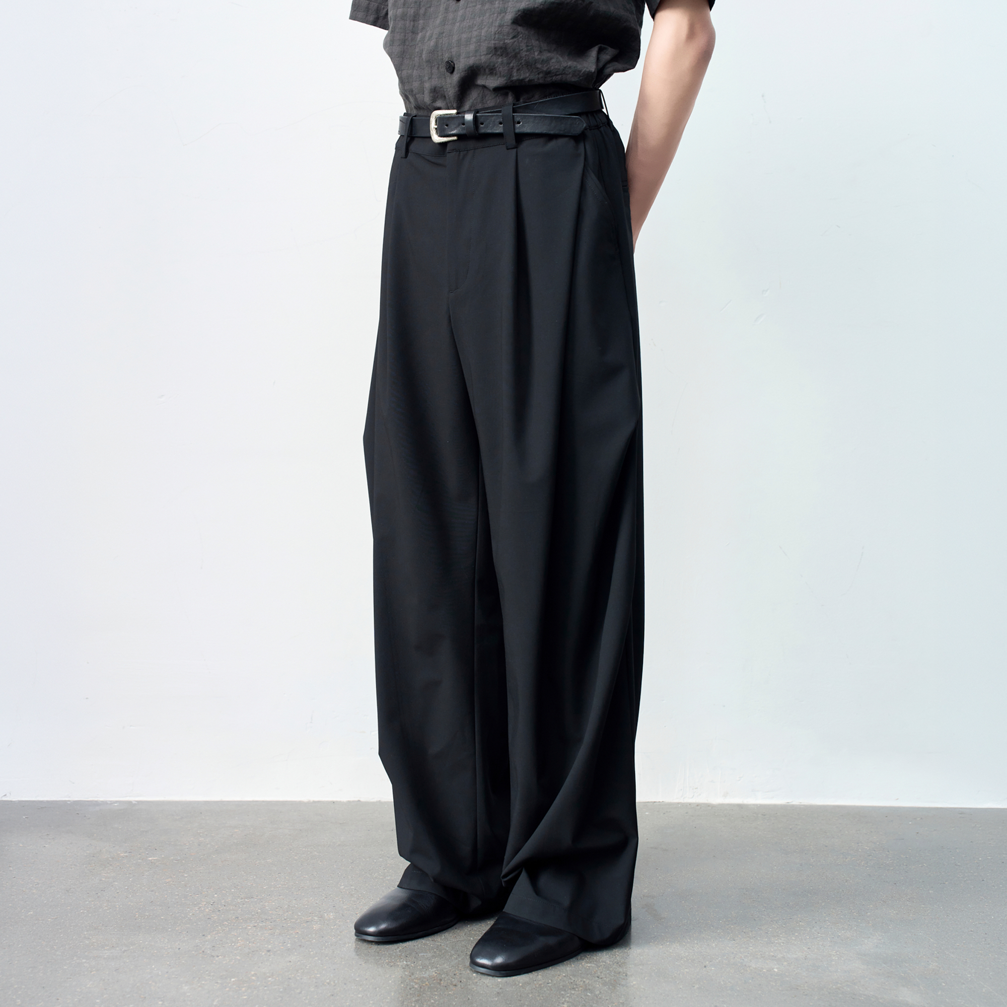 GRAINMUSTARD High-Waist Draped Pleated Trousers