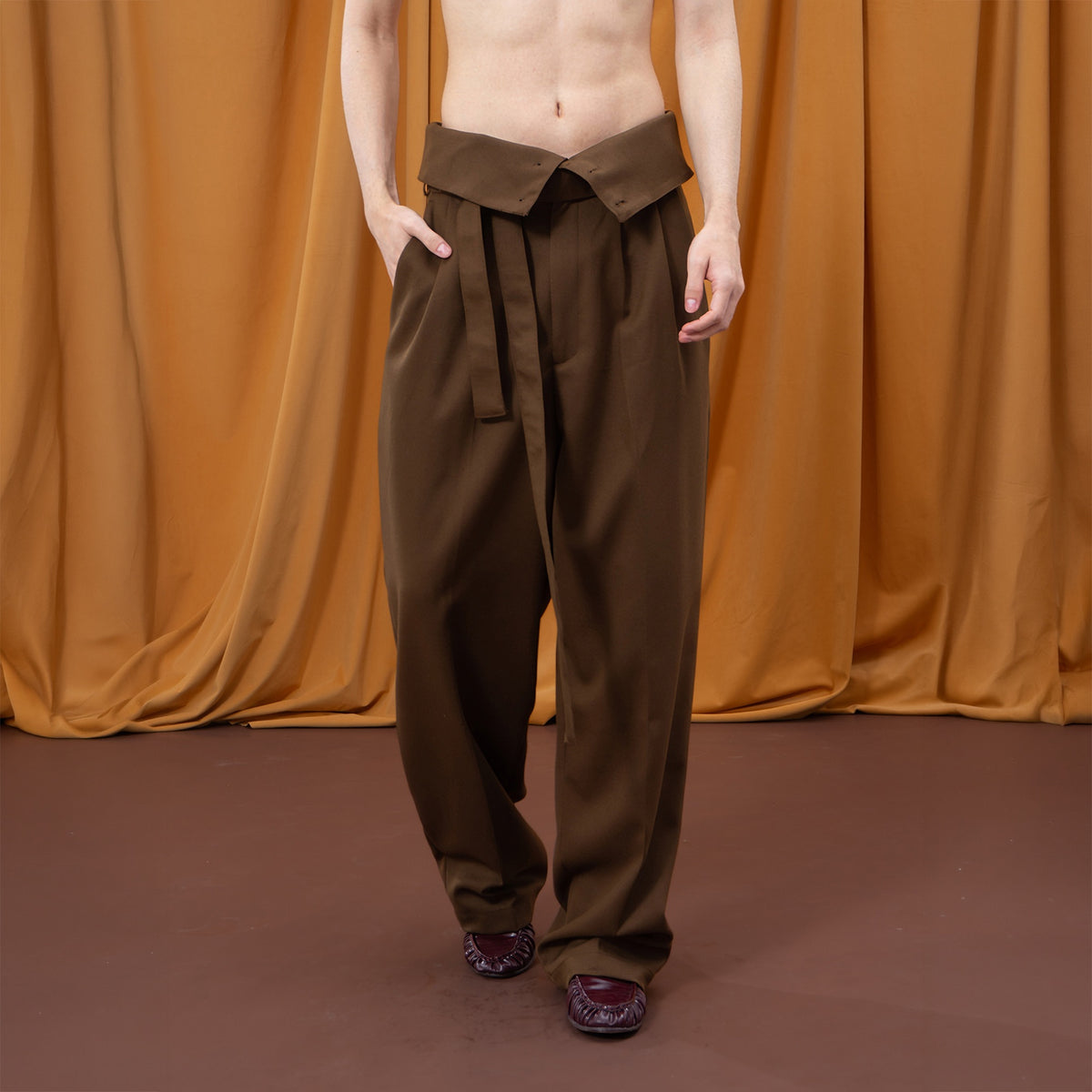 CLP Retro Wide-Leg Belted Trousers