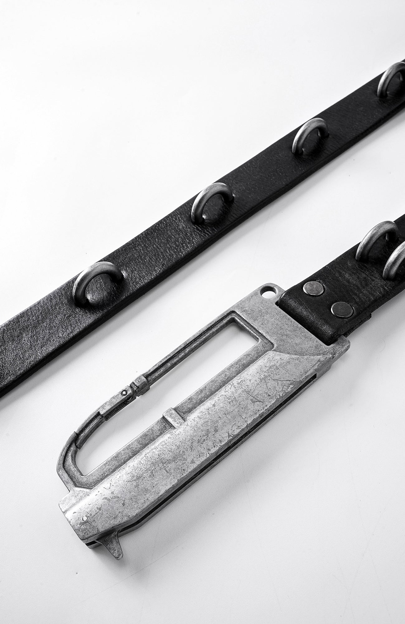 REBEL WAVE Military Buckle Leather Belt