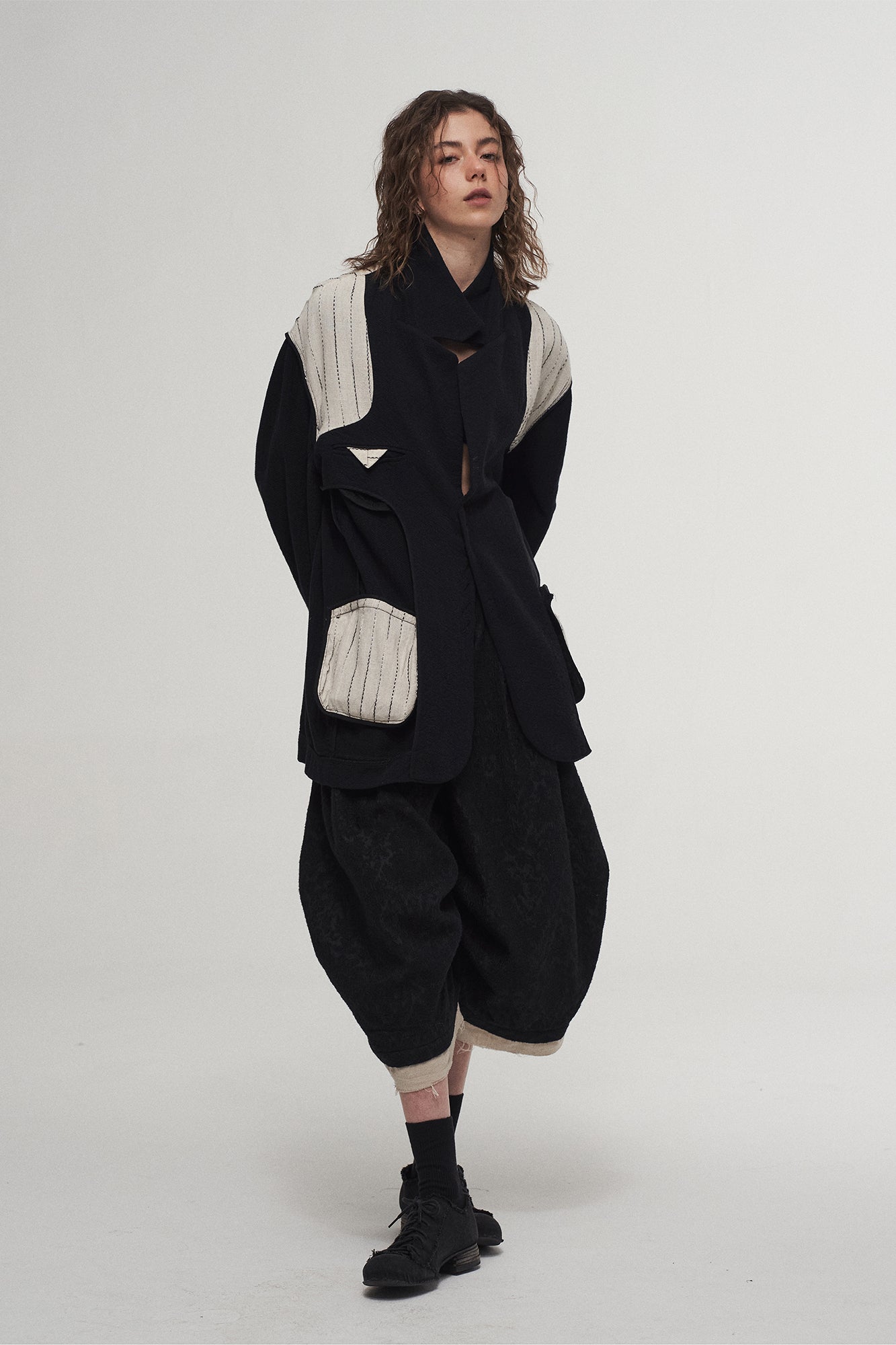 ILNya Nieternite Nifutur Reversible Contrast Stripe Paneled Jacket