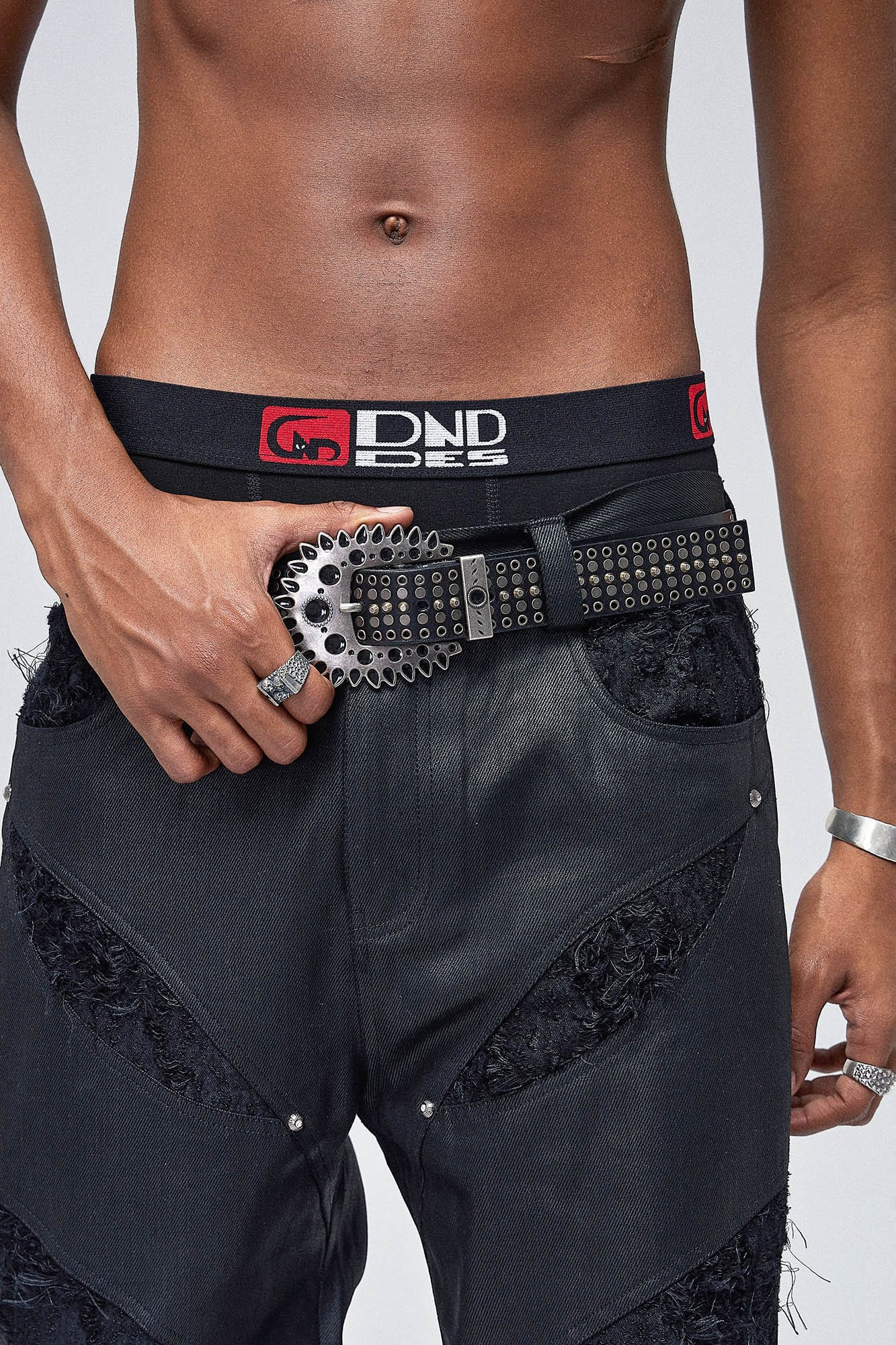 DND4DES Geared Spiky Buckle Leather Belt