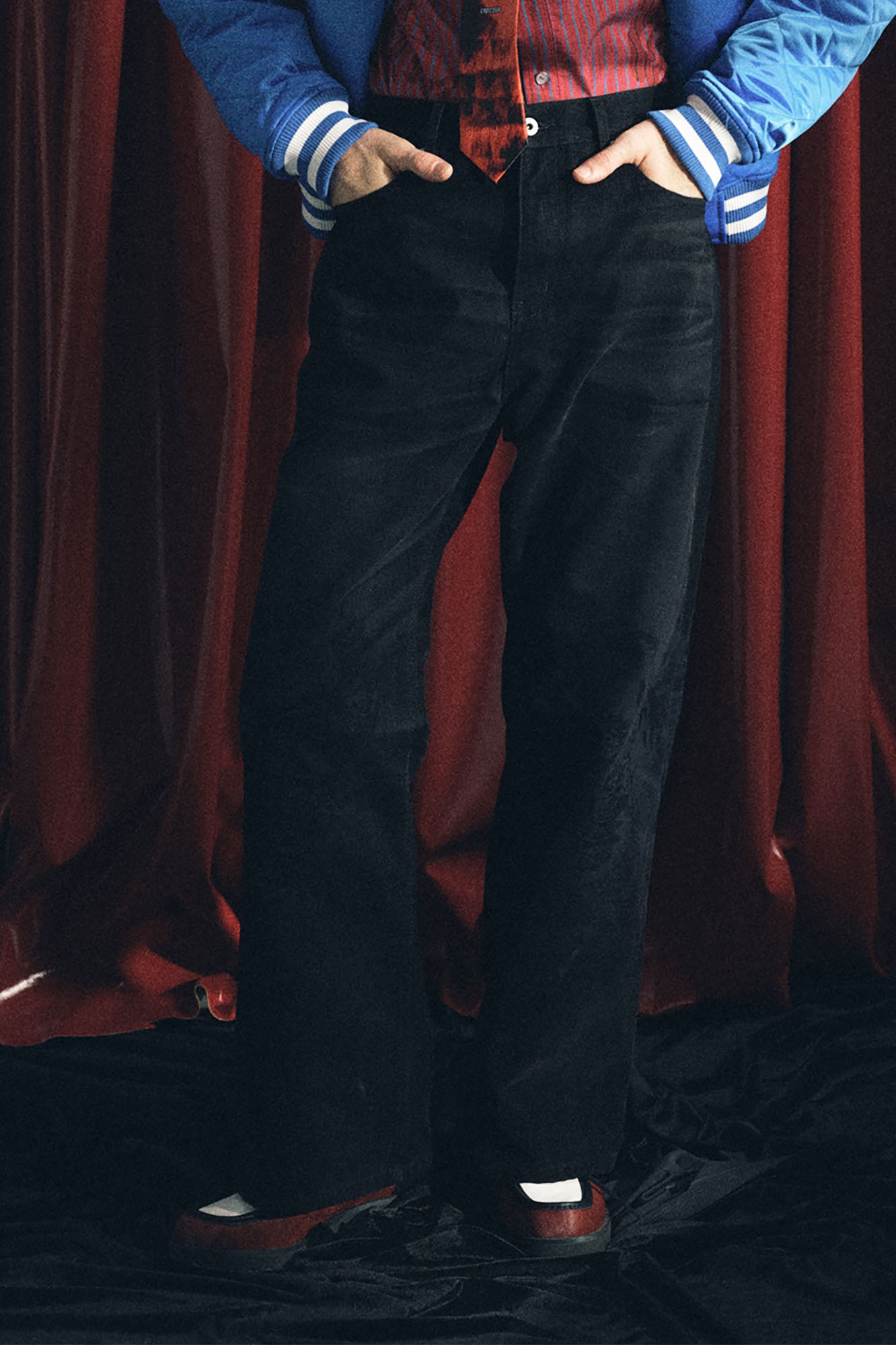TRECLUB Laser-Etched Dragon Flock Jeans