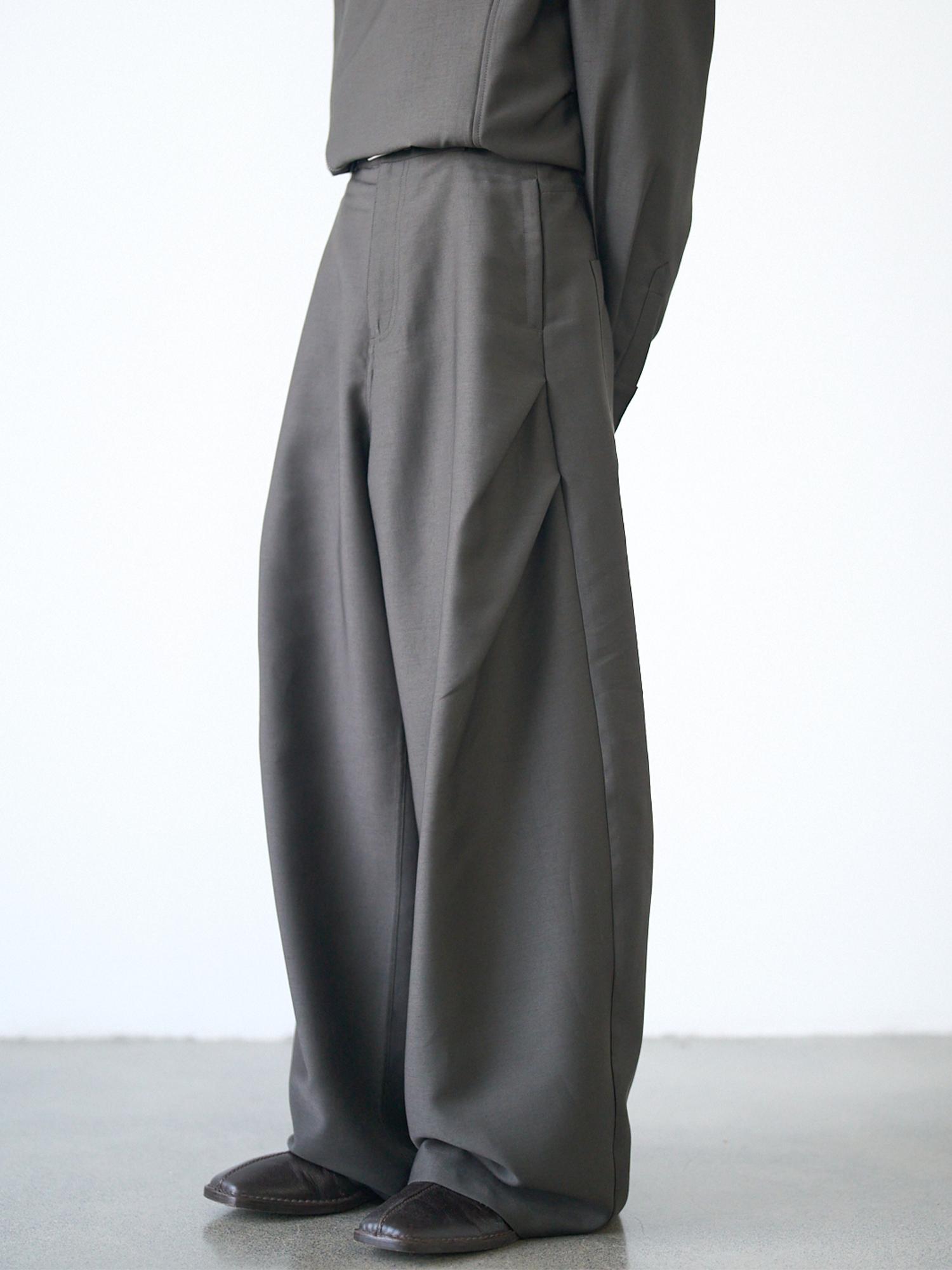 GRAINMUSTARD Lustrous Pleated Wool-Blend Wide-Leg Trousers, premium urban and streetwear designers apparel on PROJECTISR.com, GRAINMUSTARD