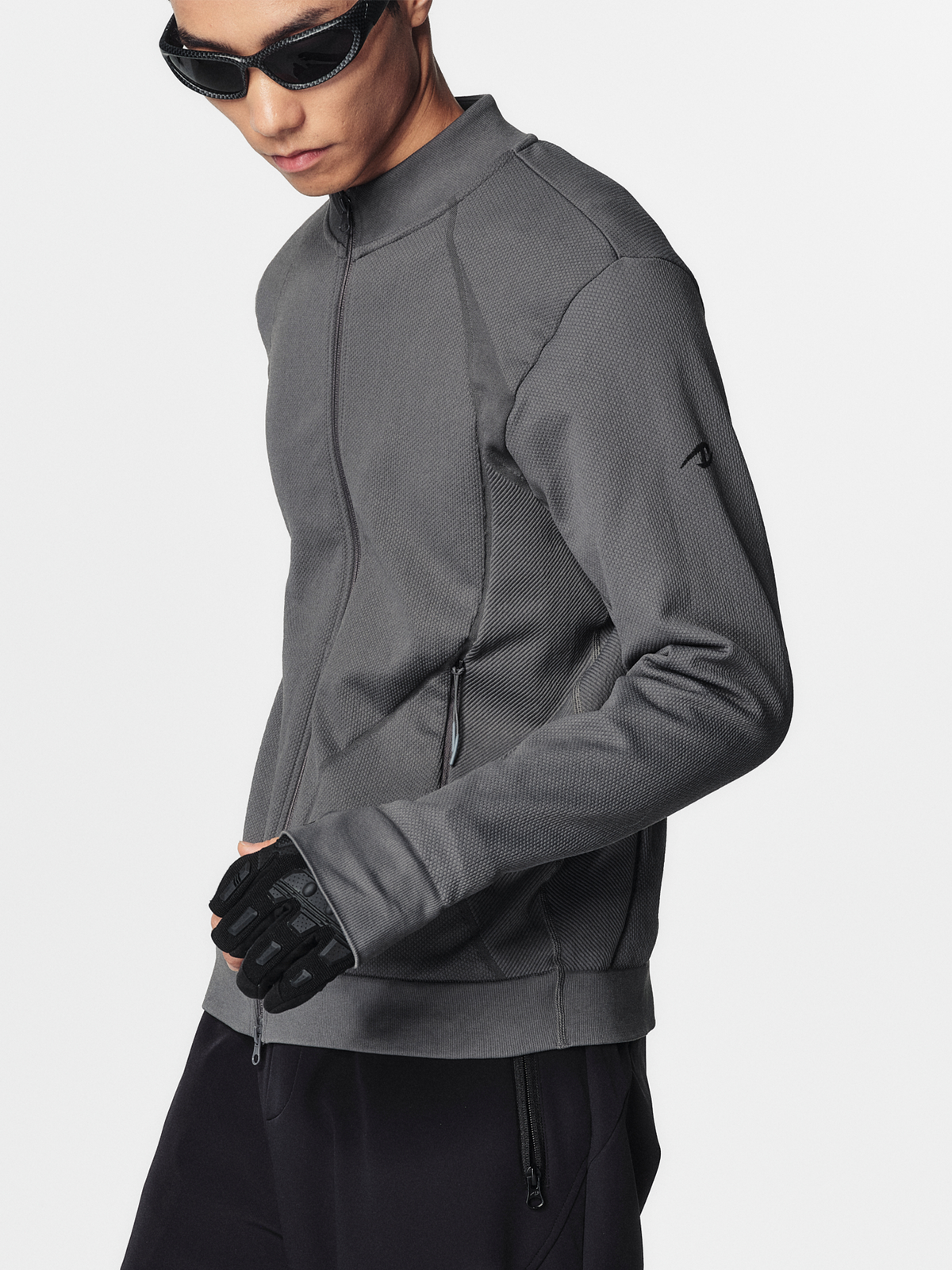 CATSSTAC Seamless Knit Mock-Neck Jacket