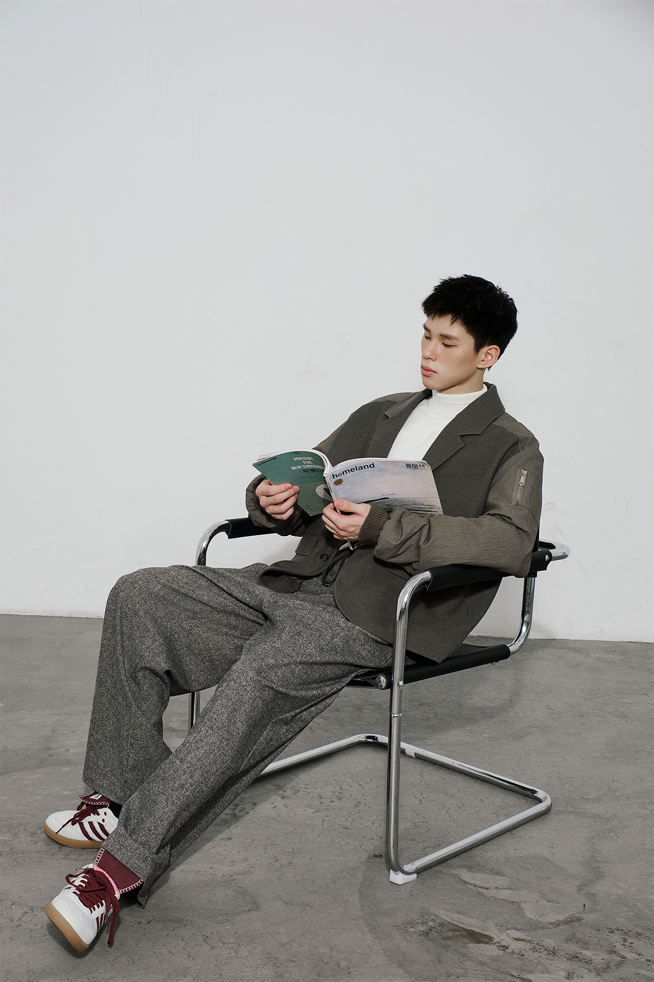 SAME FLOW Multi-Pocket Paneled Bomber-Sleeve Suit Jacket