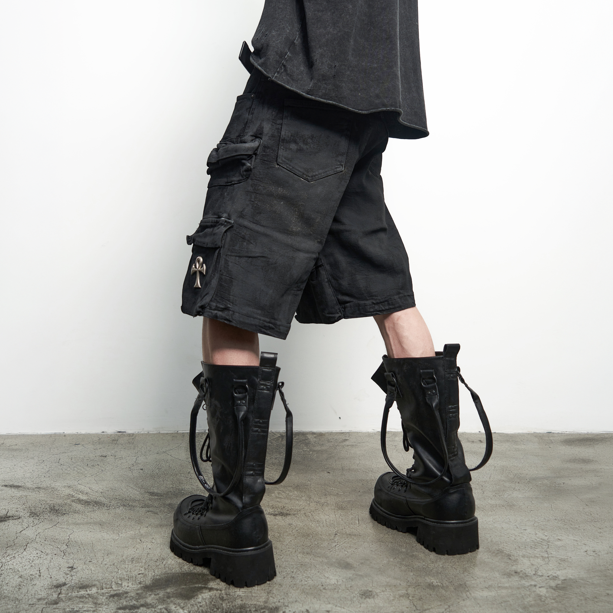 ANTI WAR REVIVAL Wax-Coated Multi-Pocket Denim Shorts
