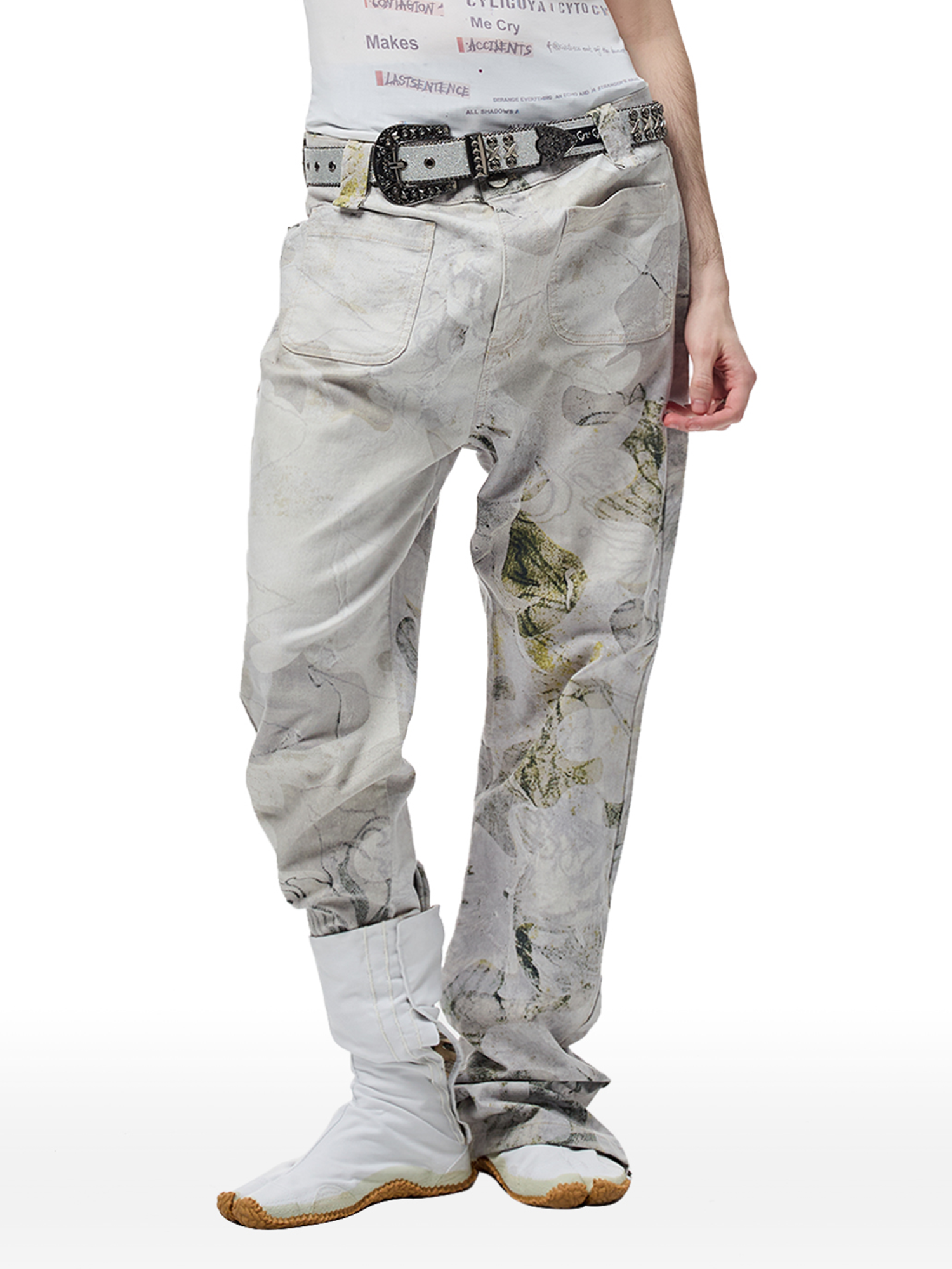 CYCYCY Floral Lace Full-Print Flared Jeans