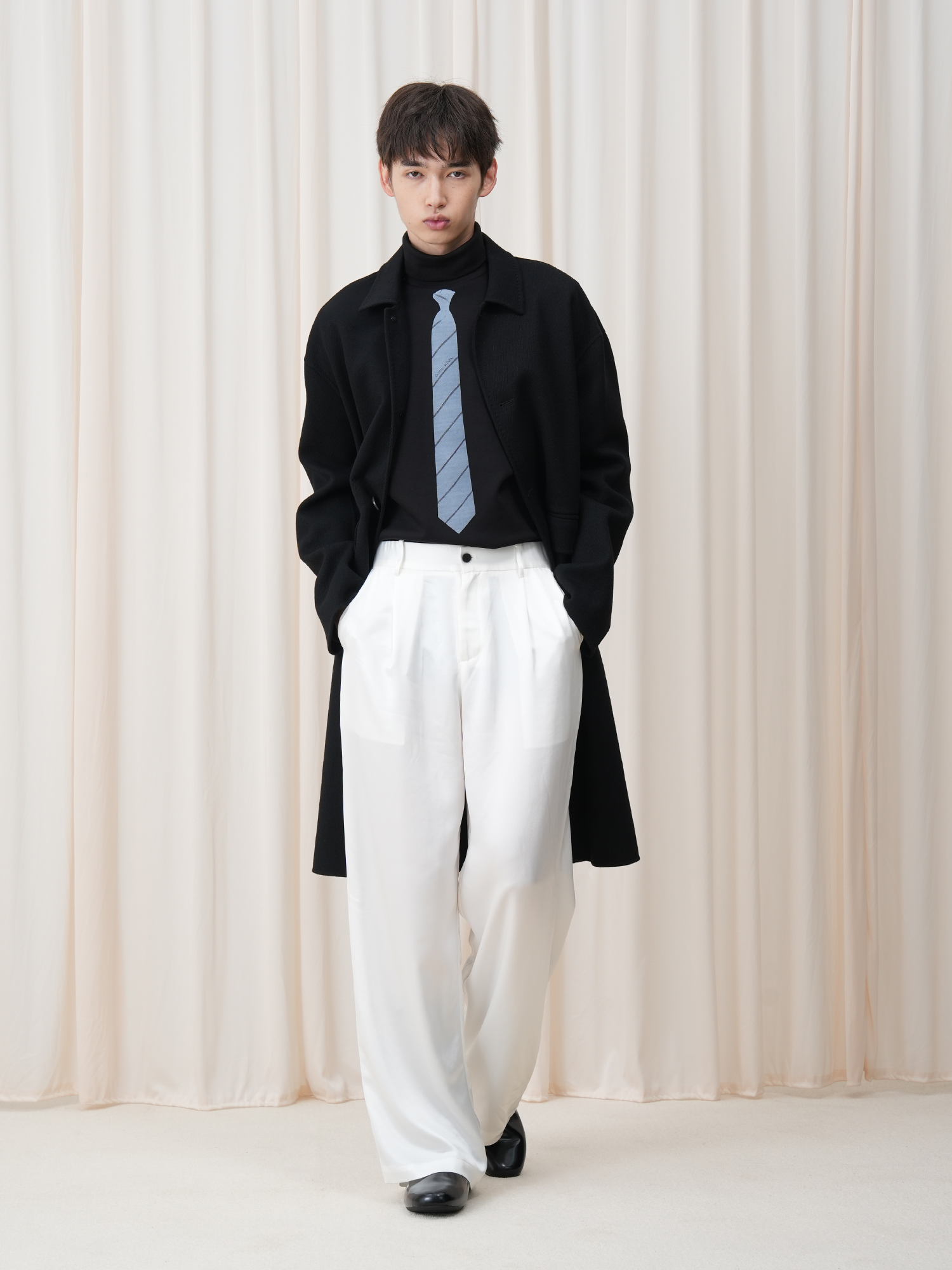 OUYANG WENJUN Minimal Wool Oversized Coat Black