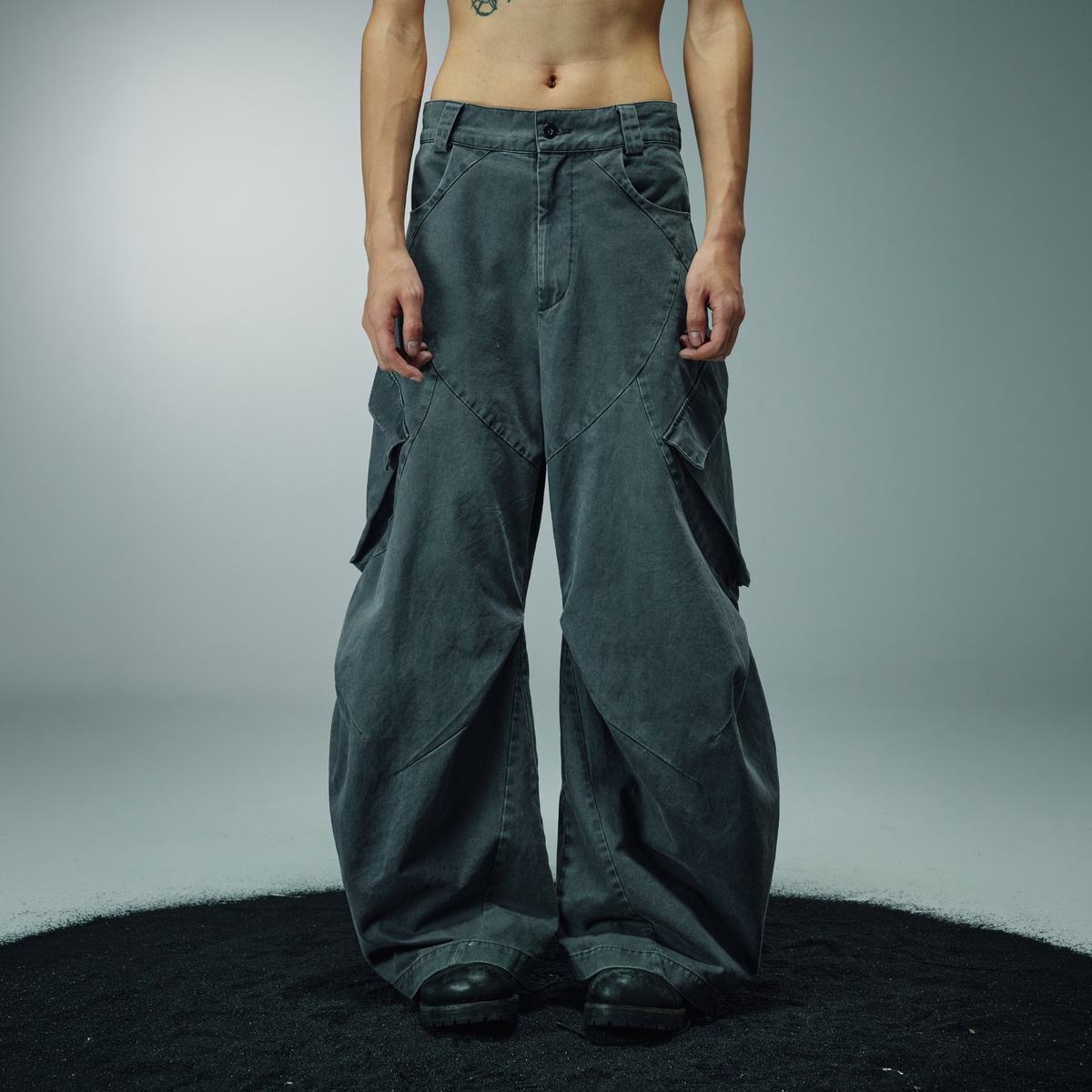 AVINMADE Curved-Blade Paneled Cargo Jeans