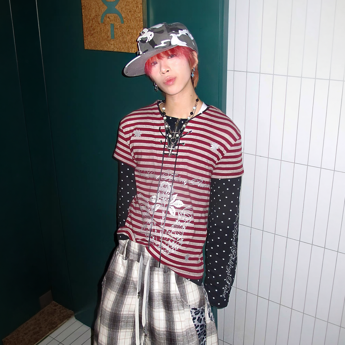 PASET Retro Striped Star Graphic Henley Long-Sleeve Tee