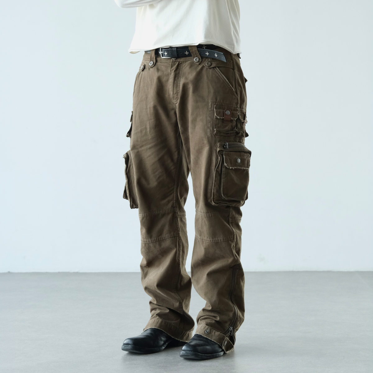 NEIGBORL Retro Multi-Pocket Distressed Straight-Leg Cargo Pants