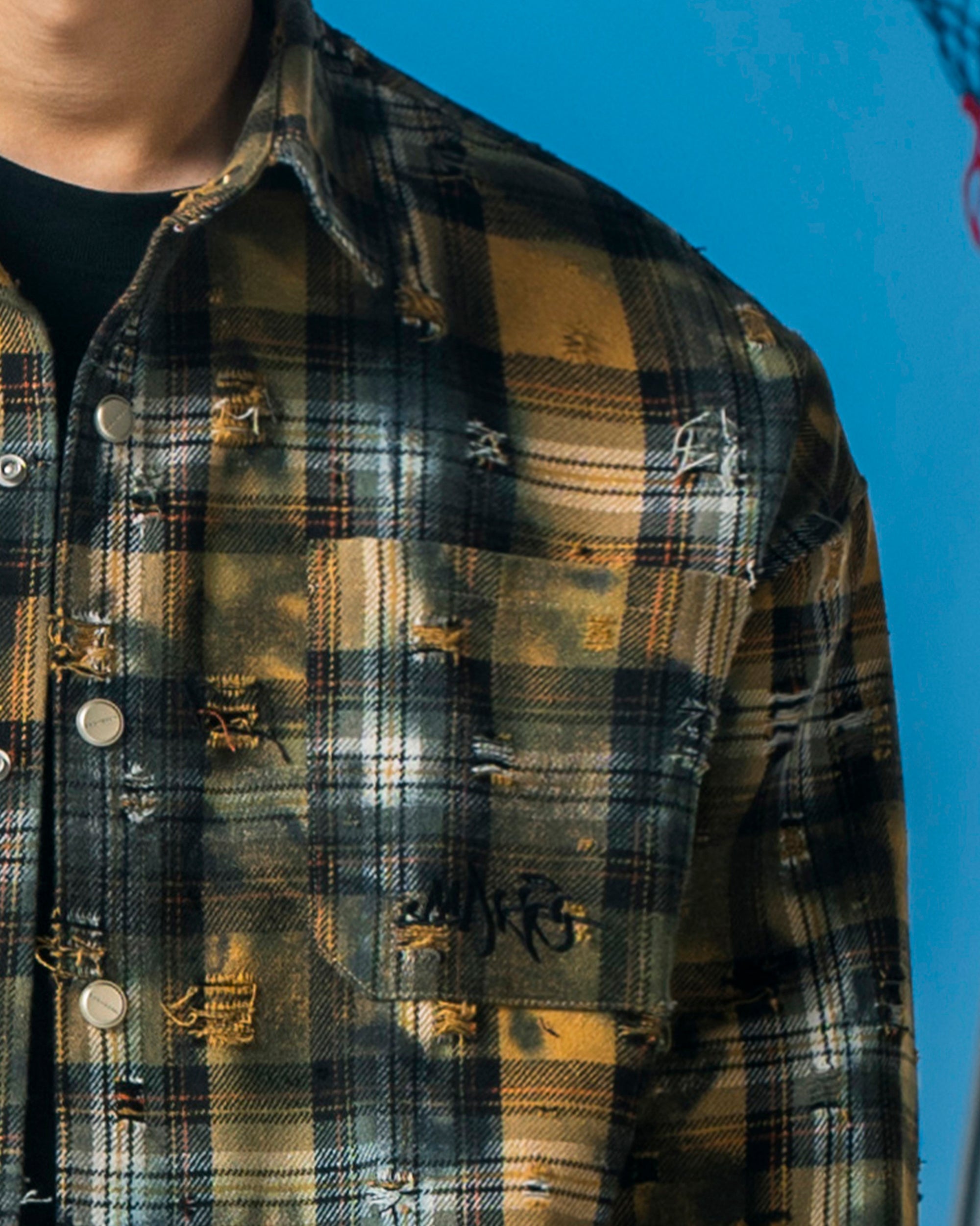 MAKEMORE Classic Distress Plaid Shirt